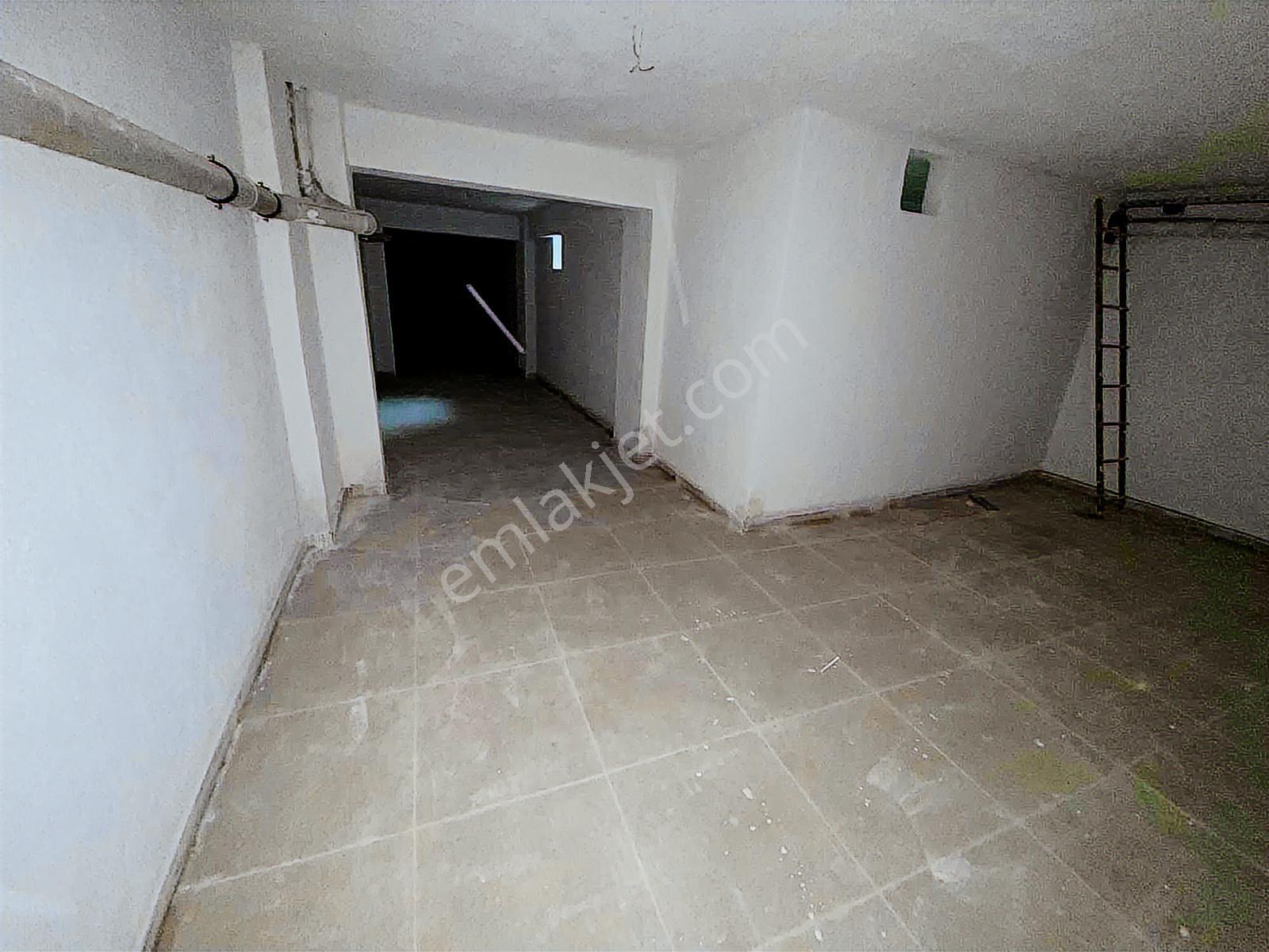 Kağıthane Hürriyet Mah Güzel Konumda 150 M2 Depolu Dükkan Sıfır - Görsel 21