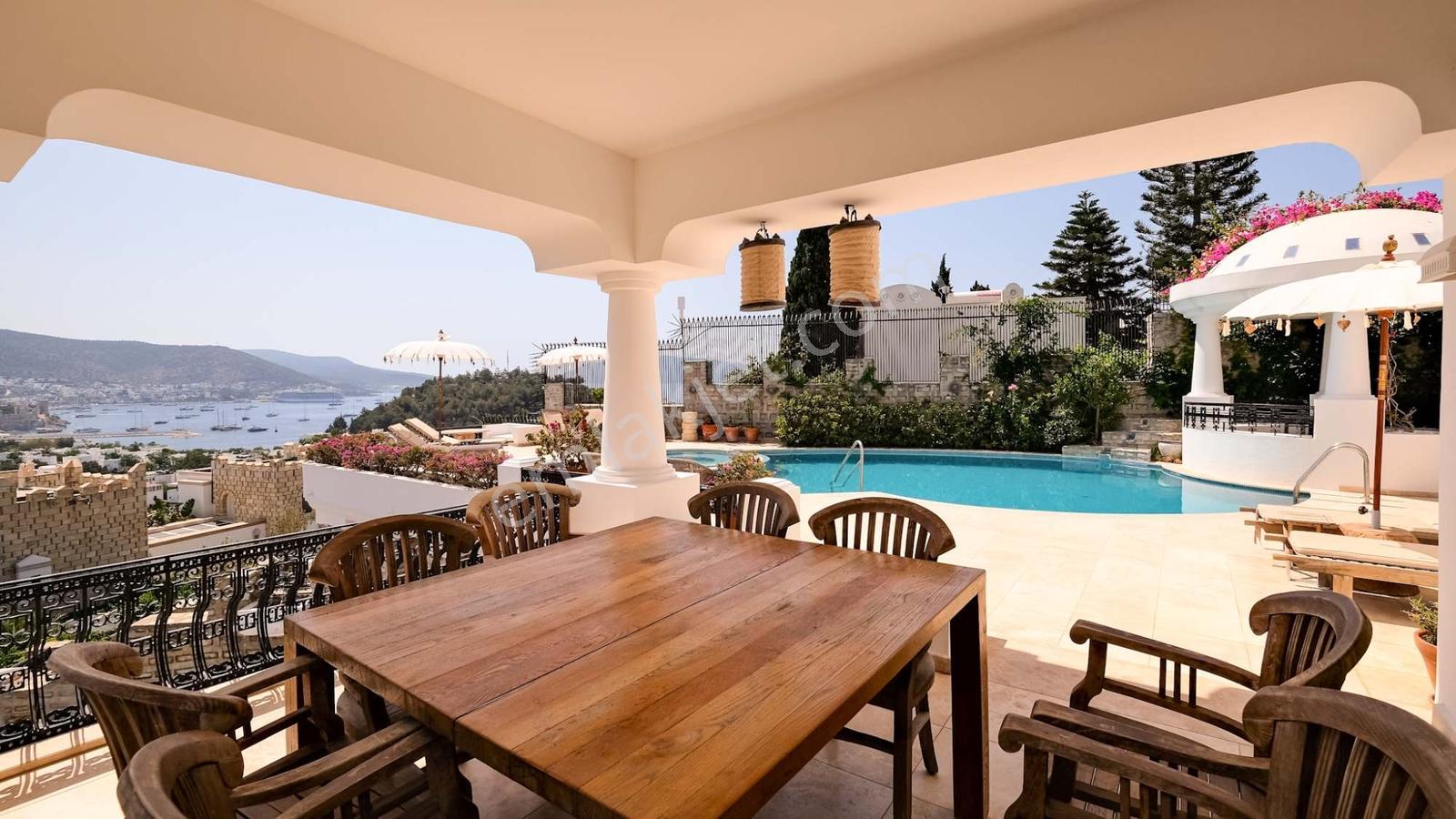 Bodrum Bardakçıda Kale Manzaralı Ultra Lüks 6+2 Vılla - Görsel 33