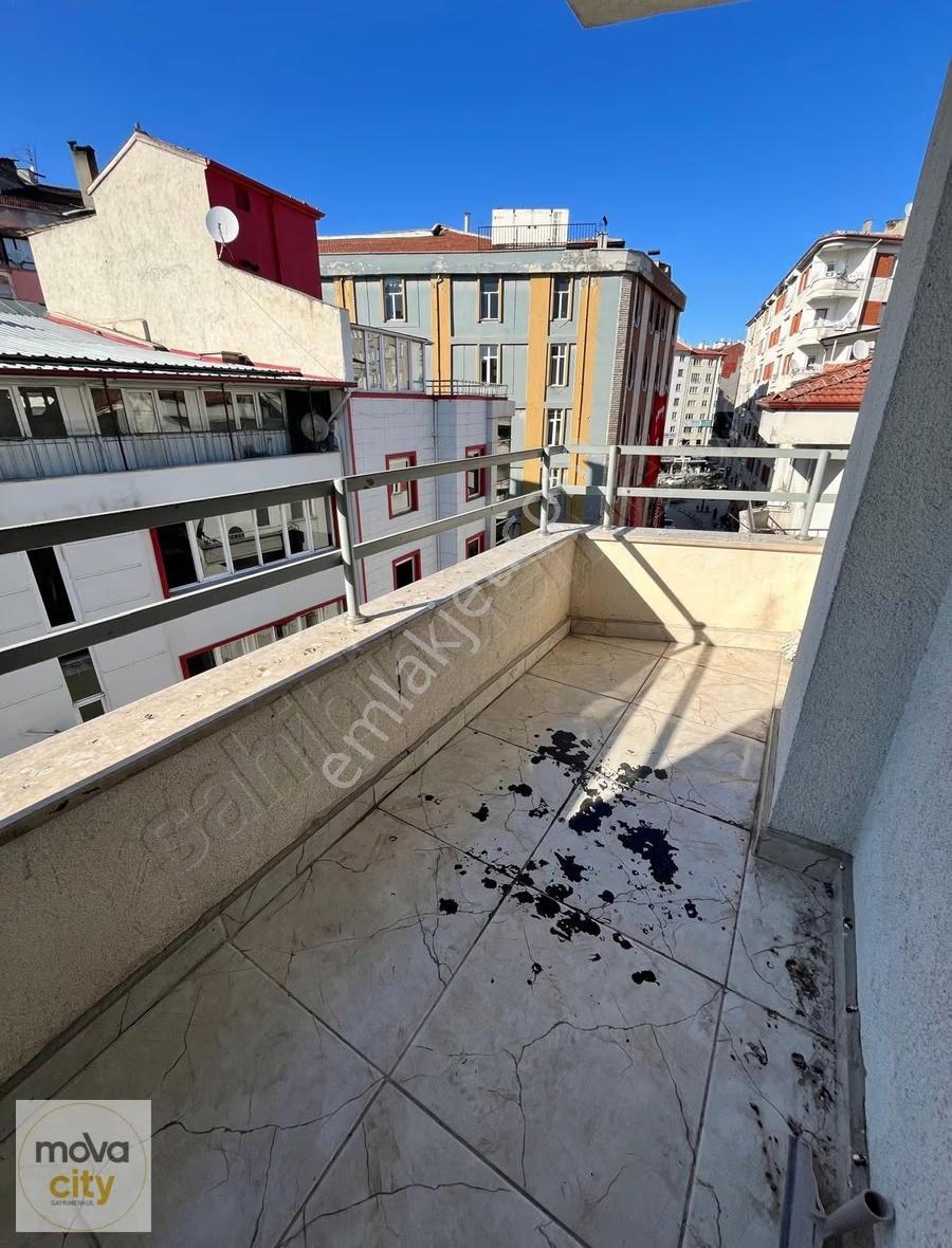 Merkezi Konumda 1+1 Kiralık Daire - Görsel 6