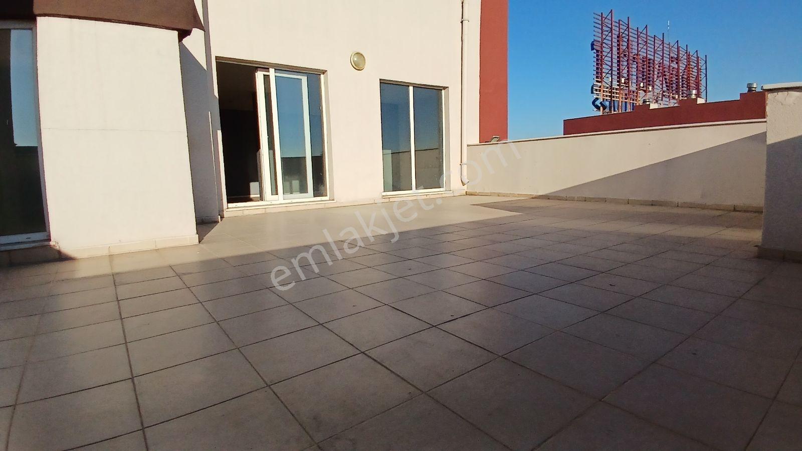 Kiralık 3+2 Dubleks Daire Panaromik Şehir Manzaralı - Görsel 16