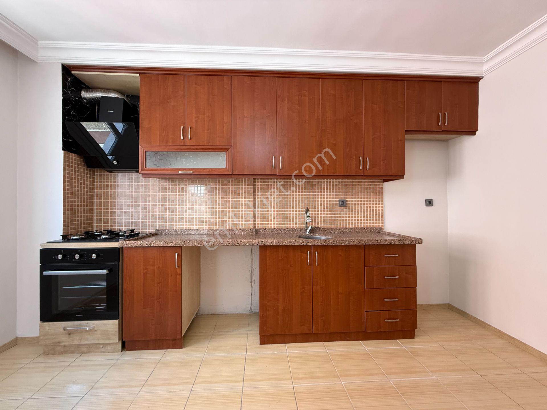 Yeşilyurt Mah. Barajyolu Yakını 2+1 100 M2+kiler Hasarsız Satılık Daire - Görsel 3