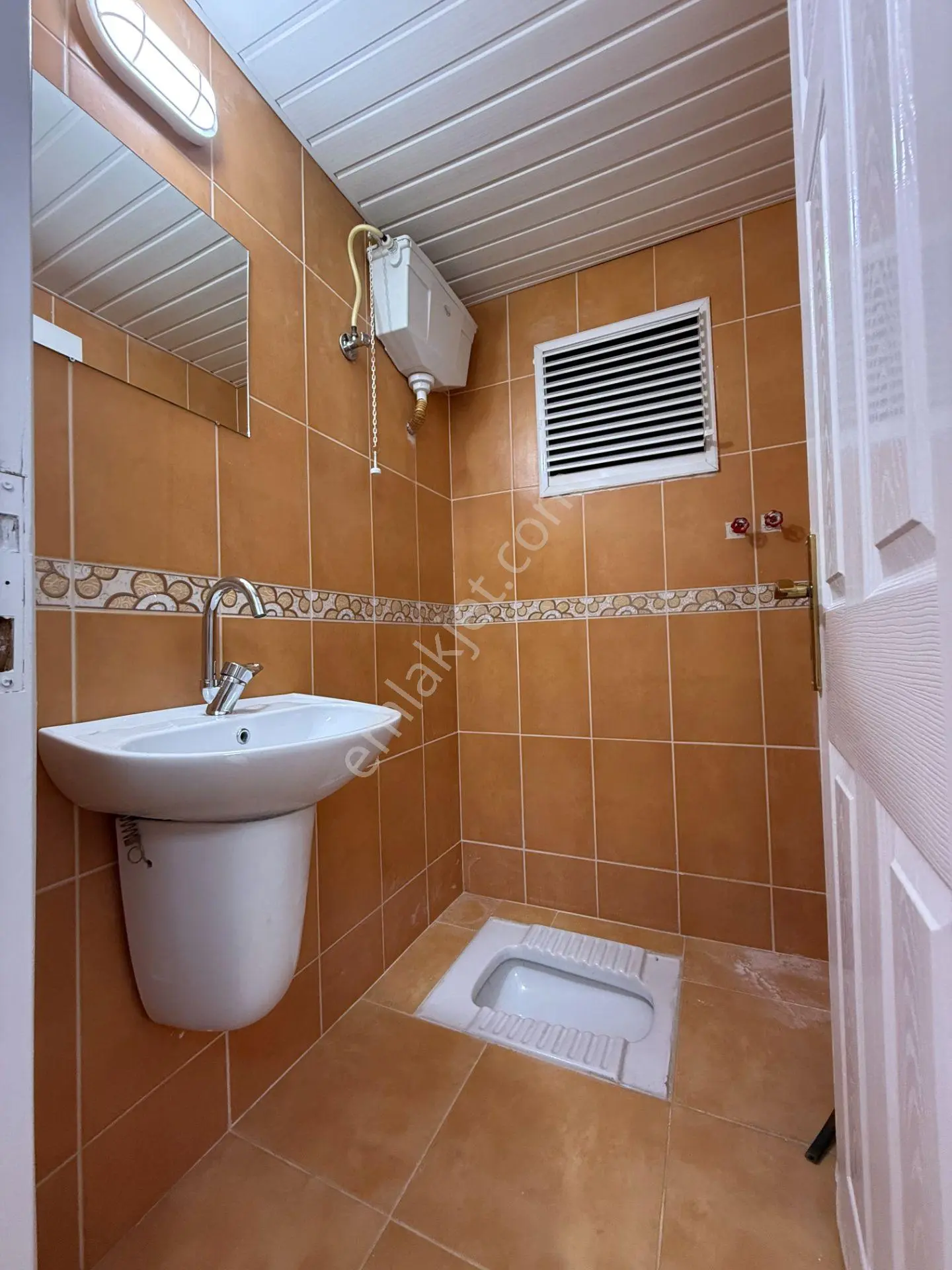 Yeşilyurt Mah. Barajyolu Yakını 2+1 100 M2+kiler Hasarsız Satılık Daire - Görsel 5
