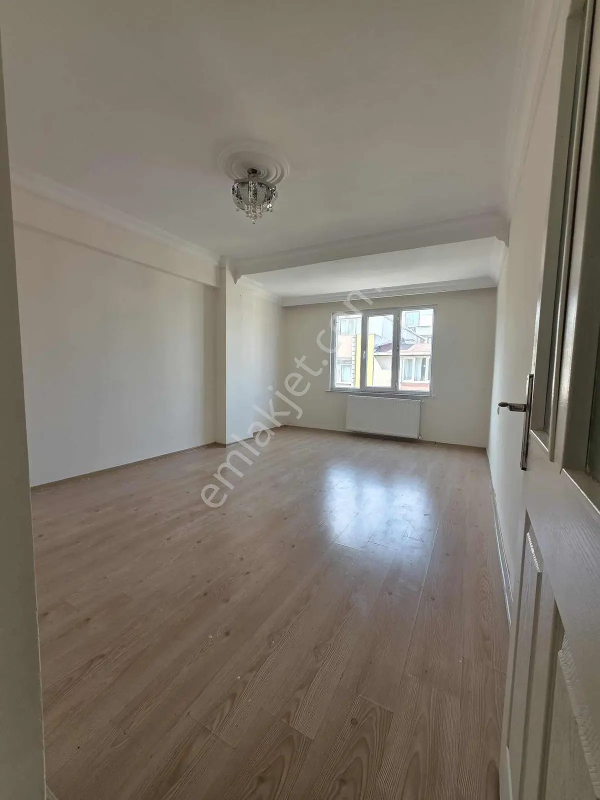 Satılık 2+1 100m2 Arakat Ön Cephe