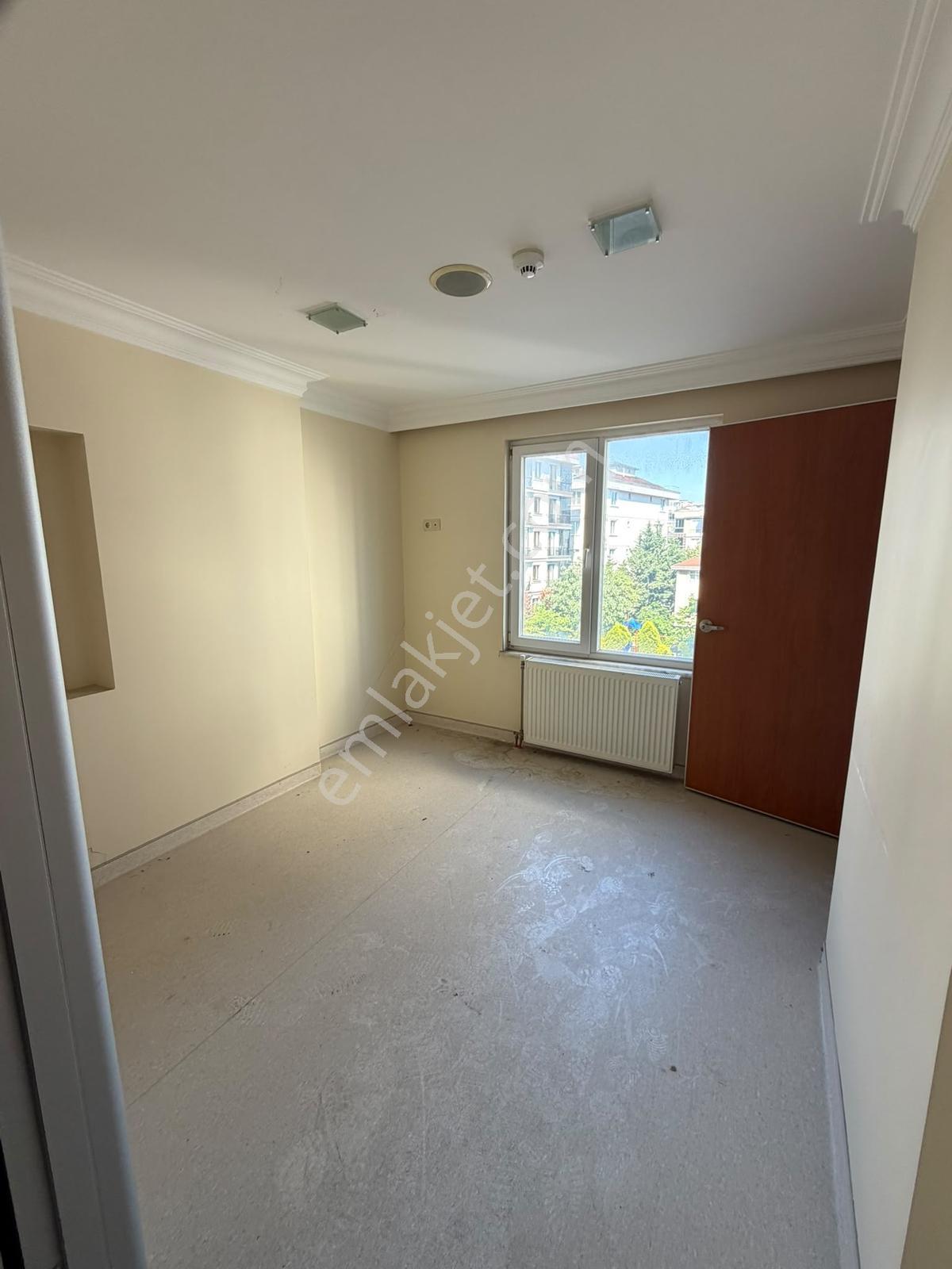 Beylikdüzü Gürpınar Mah 500m2 20 Odalı Kiralık İş Yeri - Görsel 30