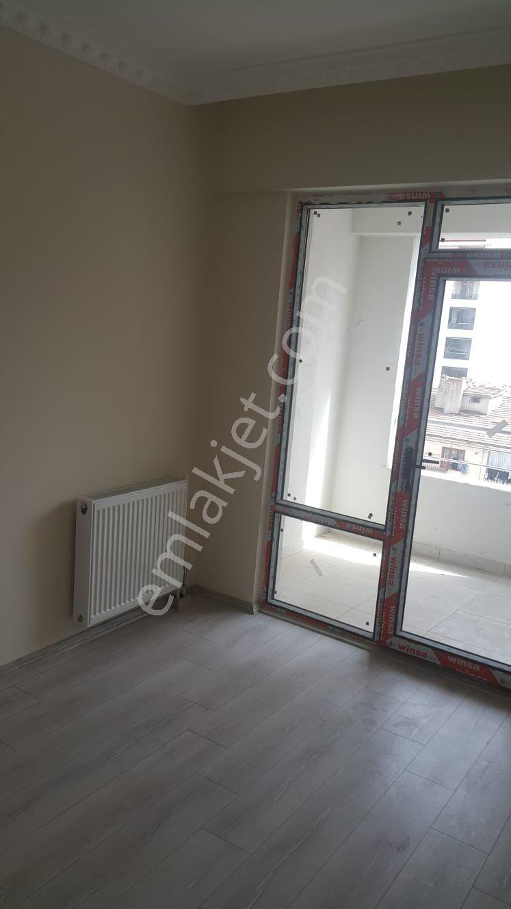 Yeni Mah Pazar Yakın Kiralık 3+1 Yeni Ara Kat Daire - Görsel 4