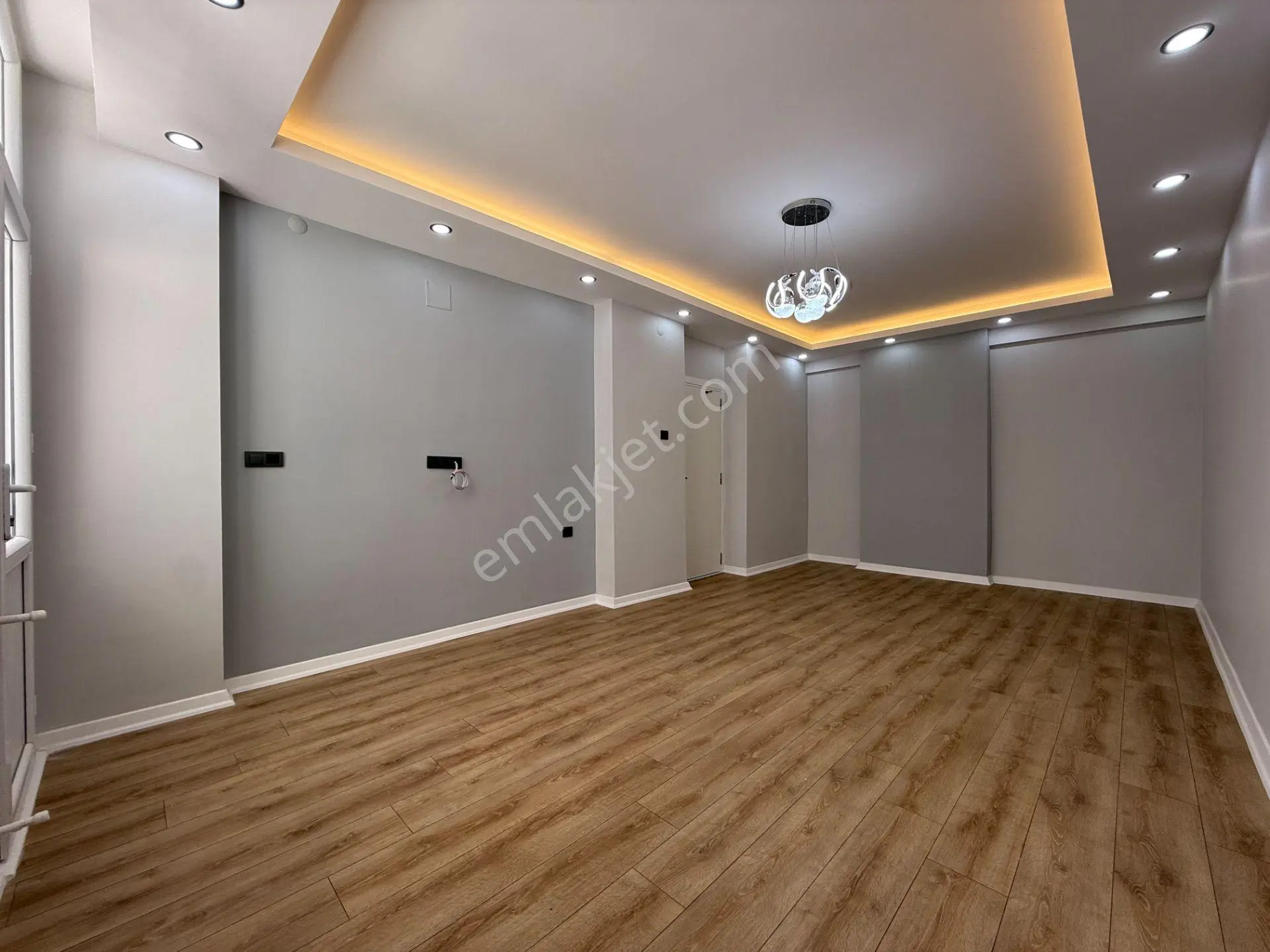 Toros Mah. Mavi Bulvarda. 3+1 150 M2 Full Yapılı Masrafsız Satılık Daire - Görsel 2
