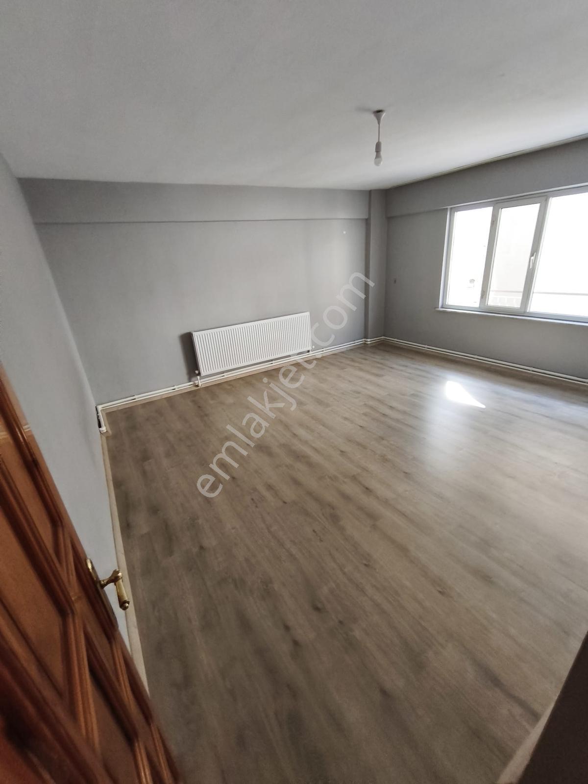 Remax Pın'den Zeybek Mh'de Genış Salonlu 3+1 Doğalgazlı Kiralık - Görsel 11