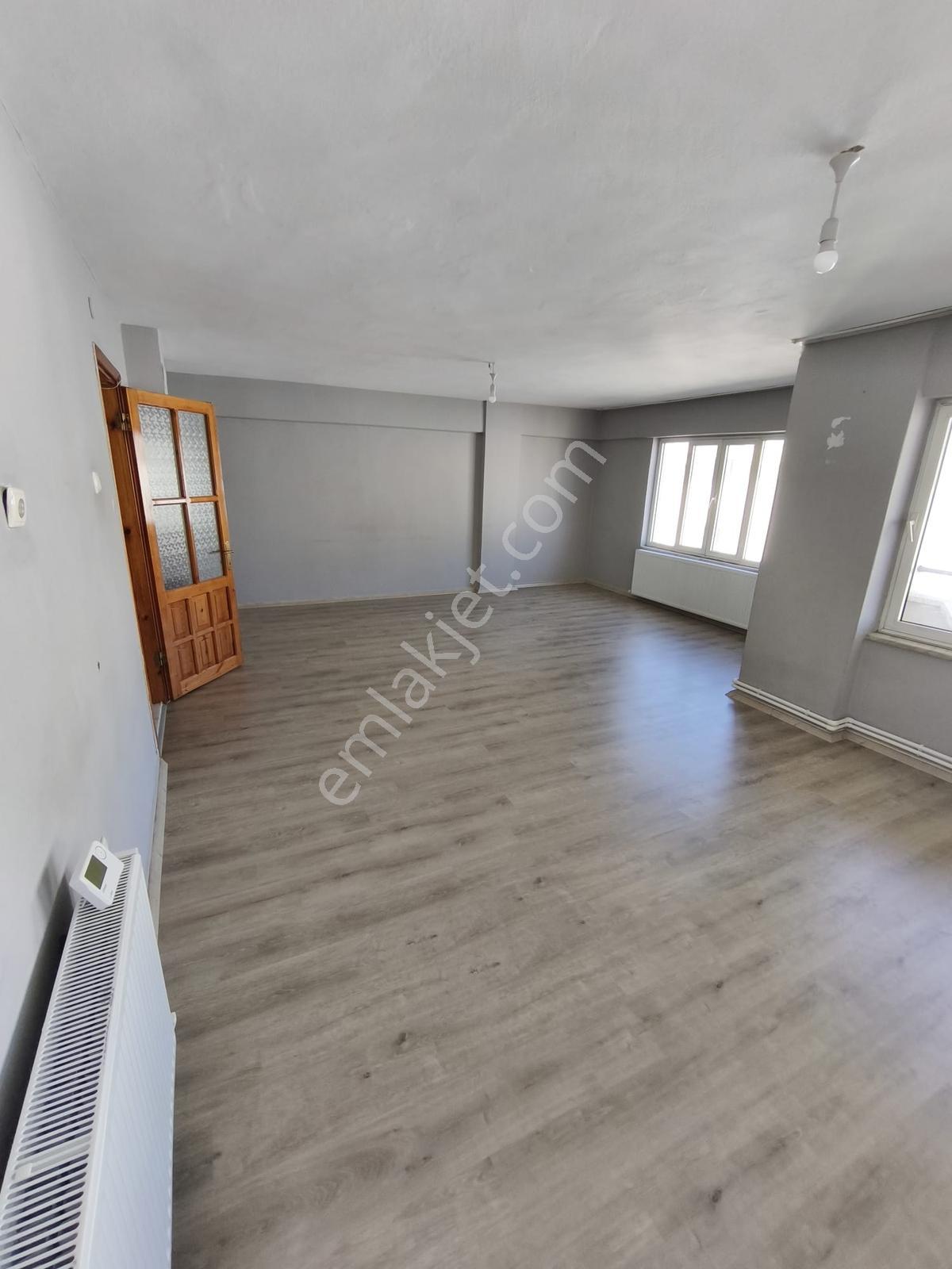 Remax Pın'den Zeybek Mh'de Genış Salonlu 3+1 Doğalgazlı Kiralık - Görsel 21
