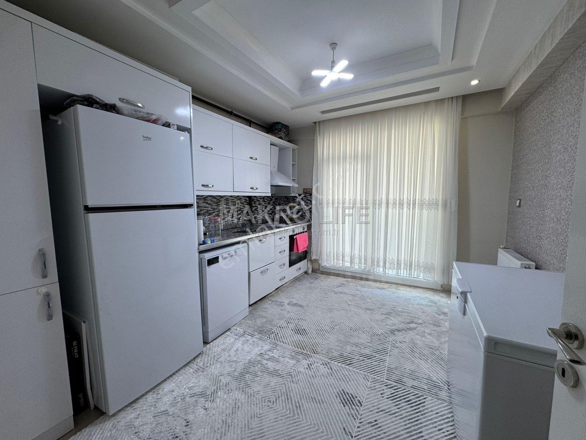 Bağcılar Trafik Park Yanında Acil Satılık Büyük2+1 Daire - Görsel 17