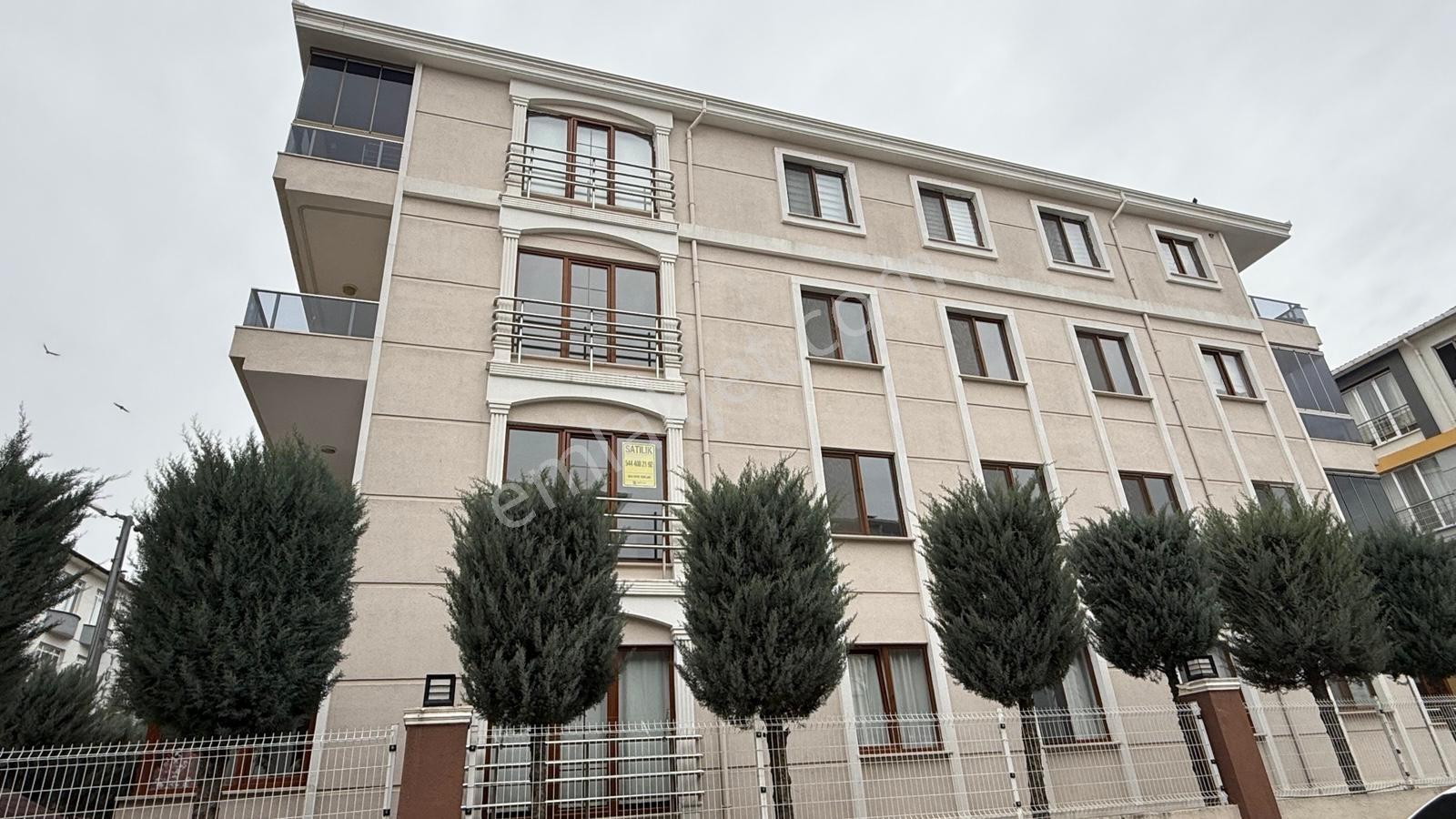 İstasyon Mah.de Geniş Balkonlu Ebeveyn Banyolu 3+1 Kiralık Daire - Görsel 4