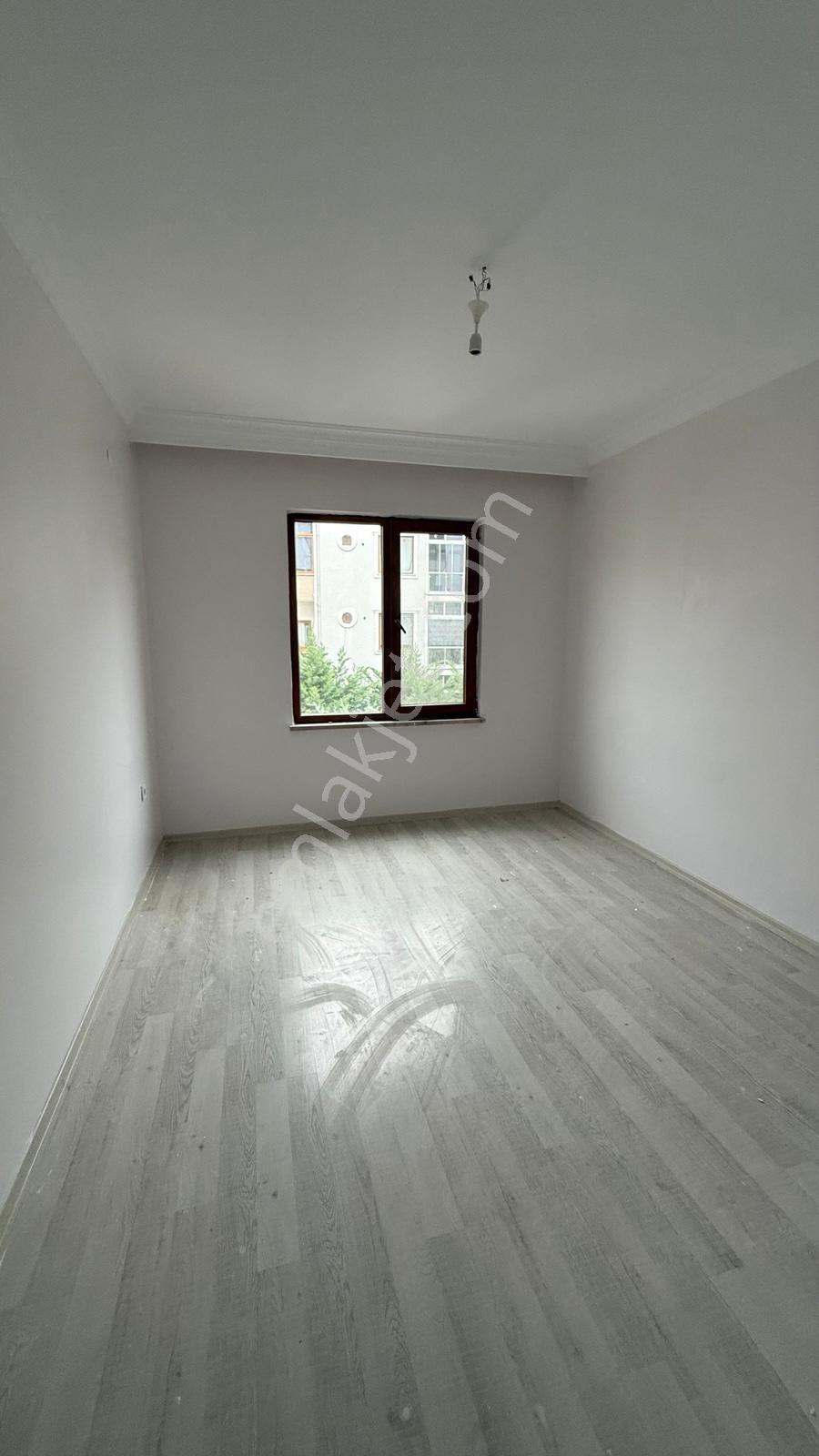 İstasyon Mah.de Geniş Balkonlu Ebeveyn Banyolu 3+1 Kiralık Daire - Görsel 11