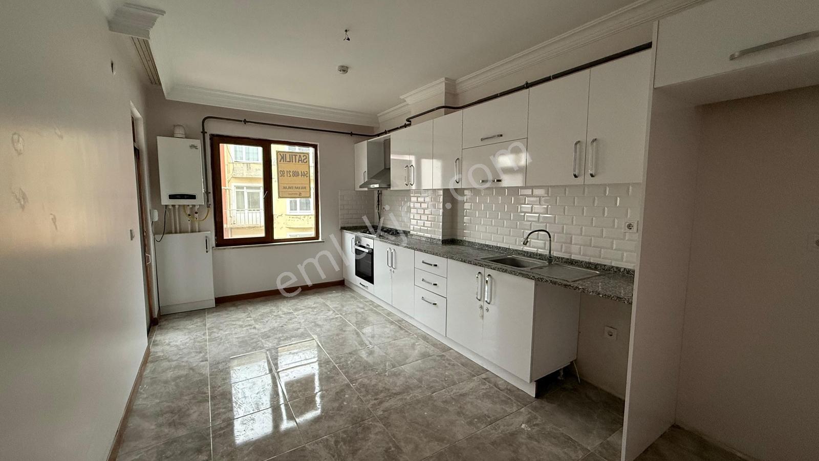 İstasyon Mah.de Geniş Balkonlu Ebeveyn Banyolu 3+1 Kiralık Daire - Görsel 6