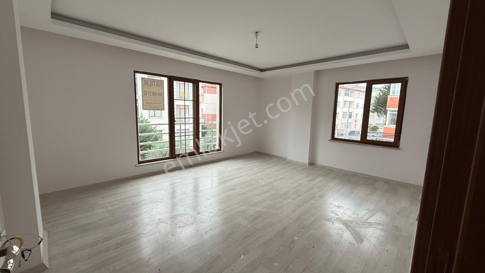 İstasyon Mah.de Geniş Balkonlu Ebeveyn Banyolu 3+1 Kiralık Daire - Görsel 2