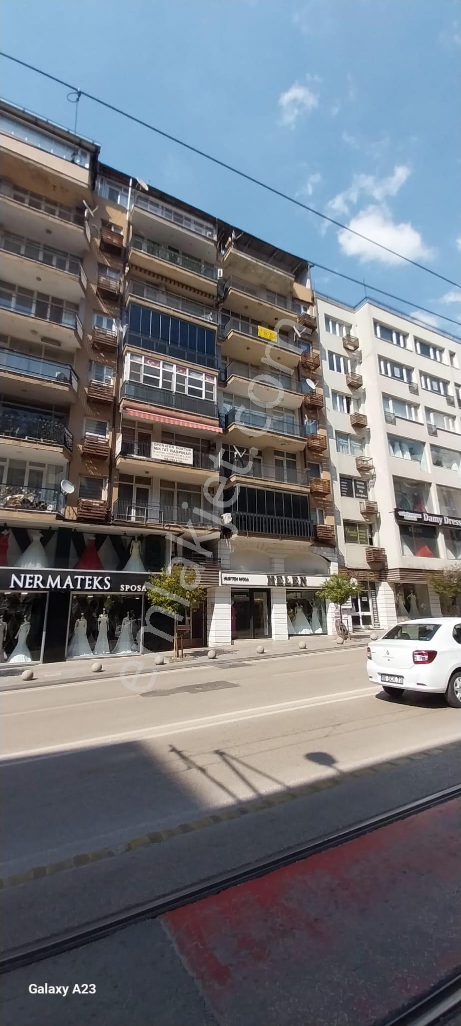 Altıparmak Cadde Uzeri Satılık Daire