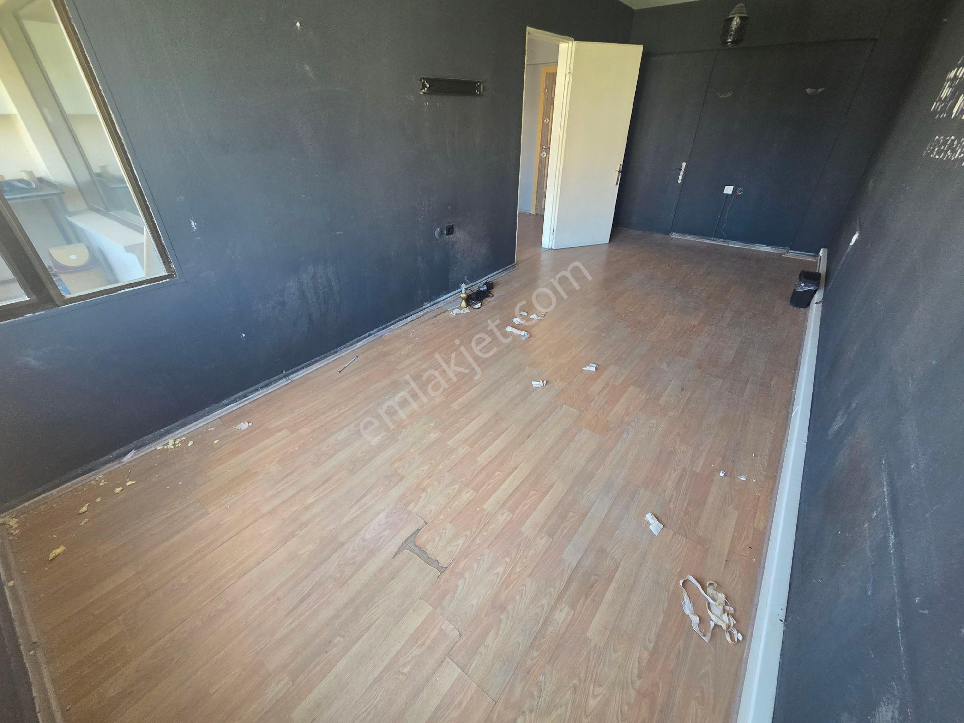 Bornova Metro Yakını Merkezde 1+1 Kiralık Ofis - Görsel 21