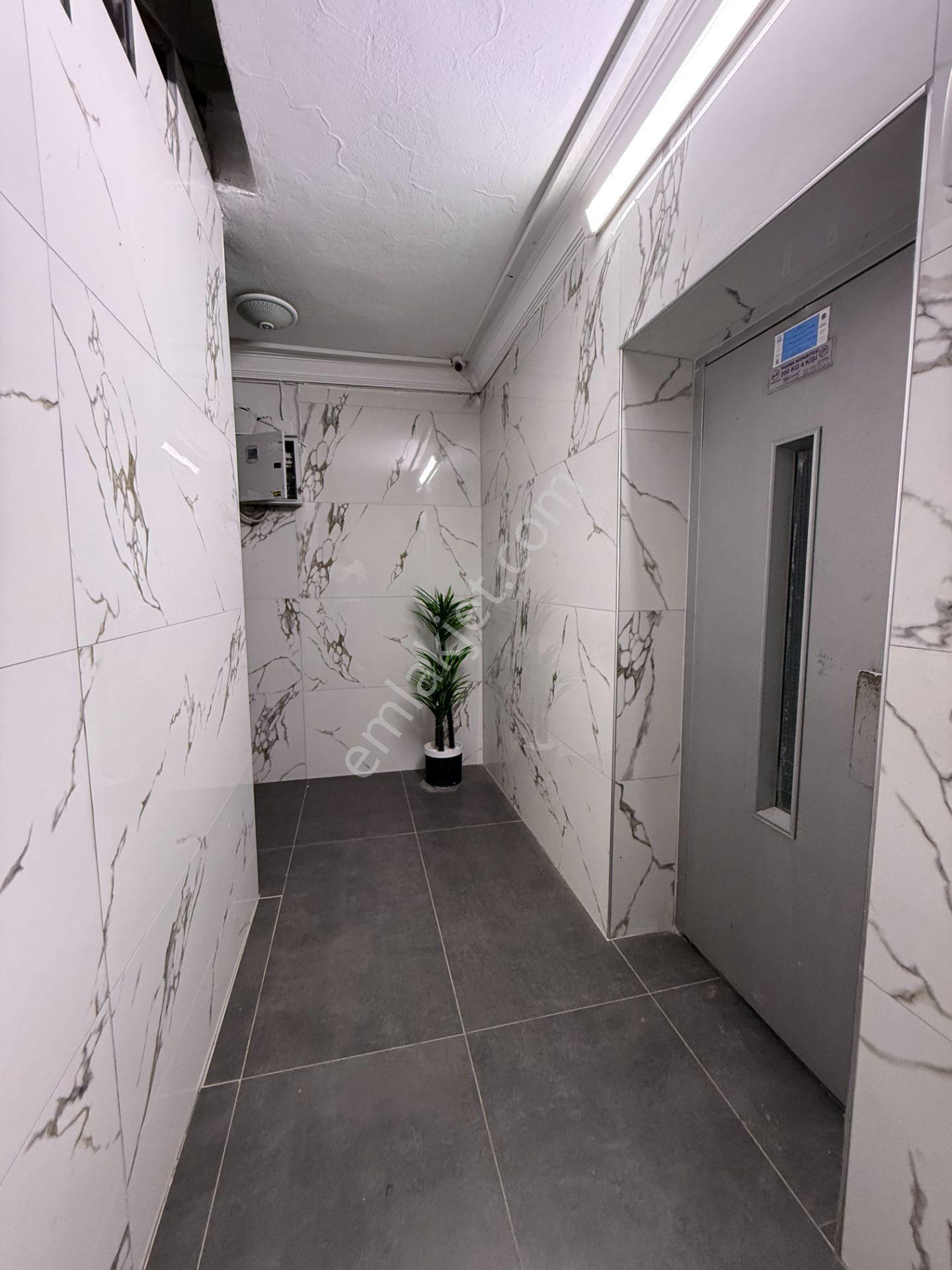 Yeşilyurt Mah. Barajyolu Yakını 3+1 180 M2 Doğalgazlı Hasarsız Satılık Daire - Görsel 17