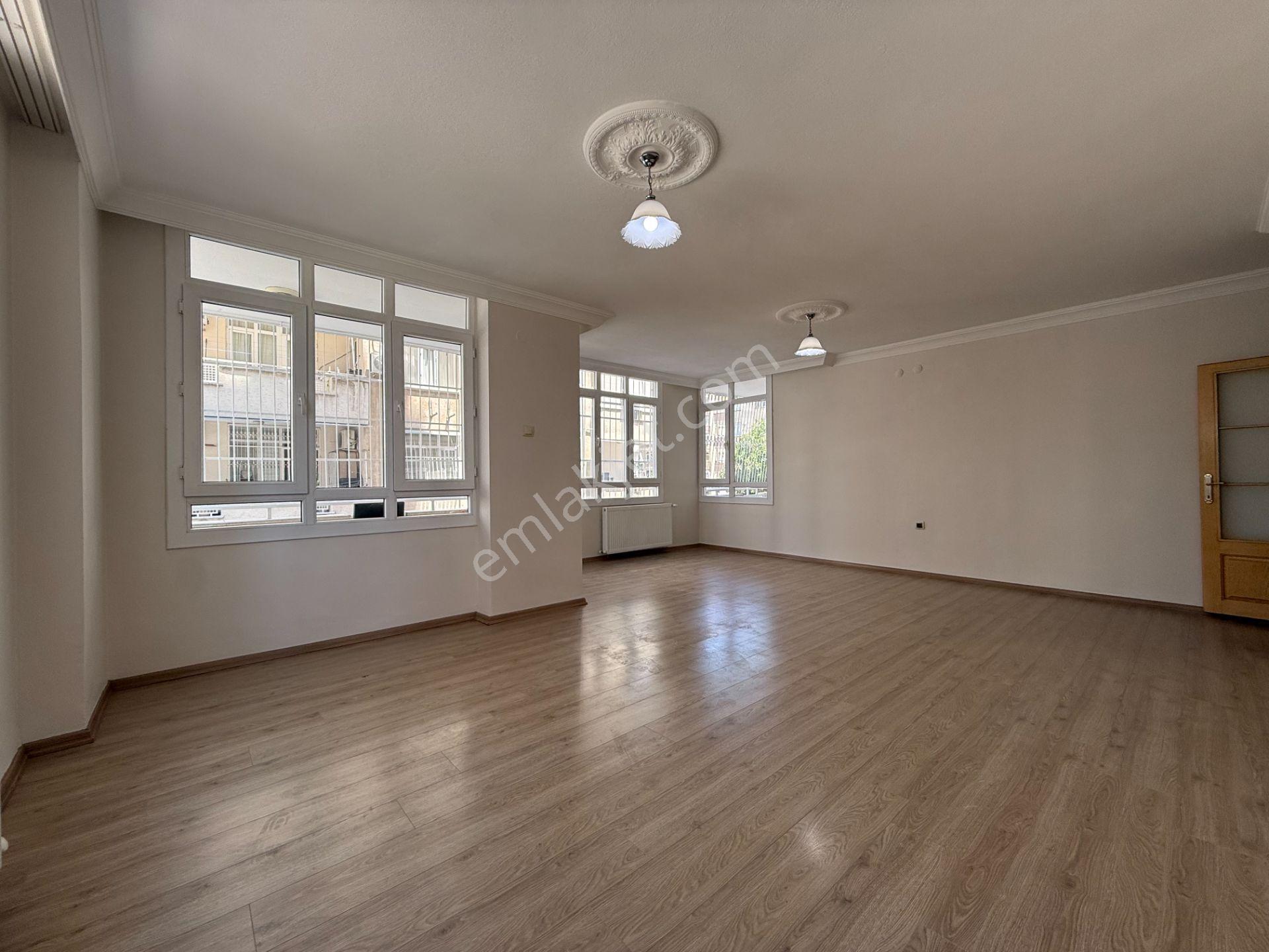 Yeşilyurt Mah. Barajyolu Yakını 3+1 180 M2 Doğalgazlı Hasarsız Satılık Daire - Görsel 3