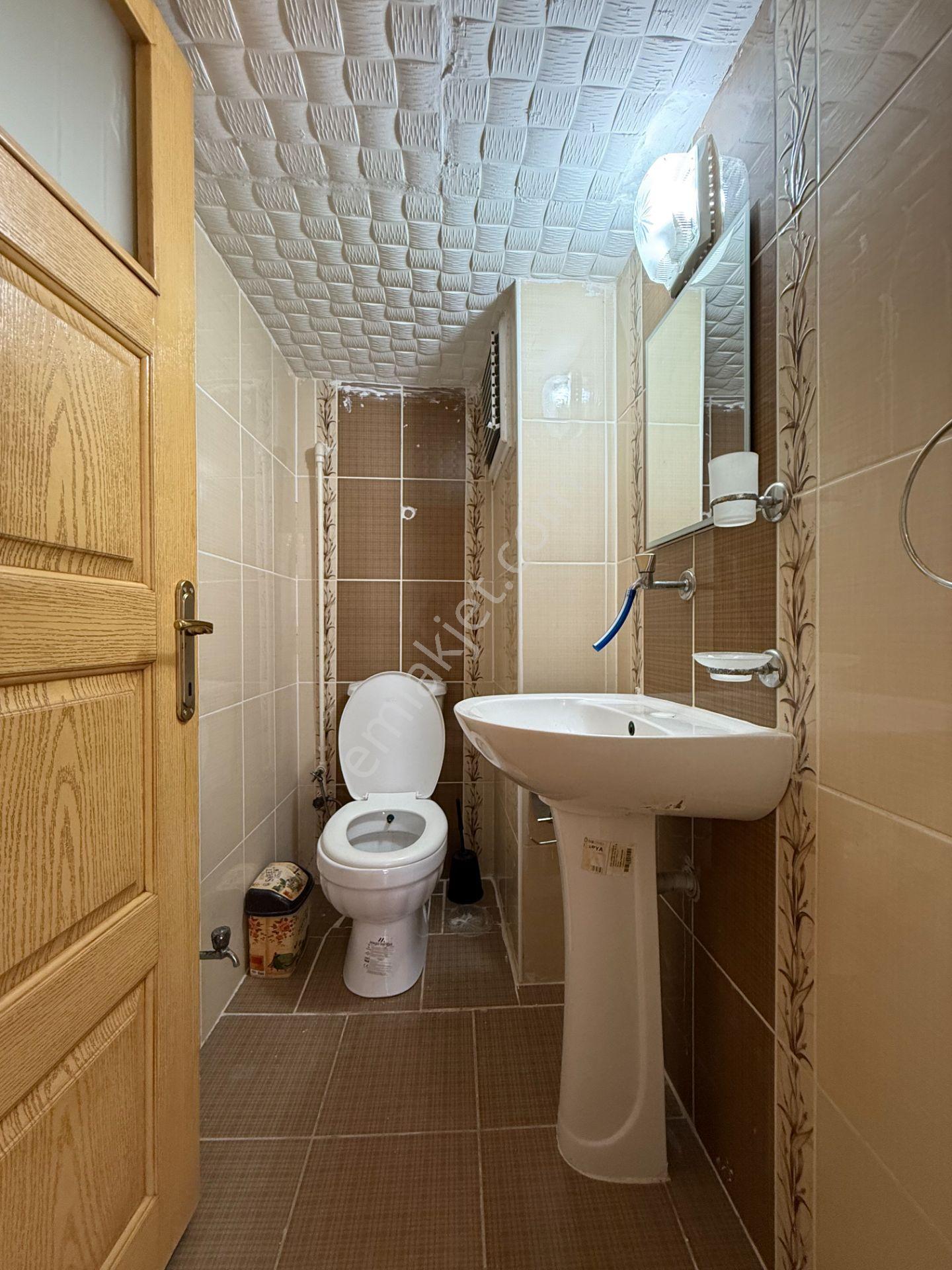 Yeşilyurt Mah. Barajyolu Yakını 3+1 180 M2 Doğalgazlı Hasarsız Satılık Daire - Görsel 10