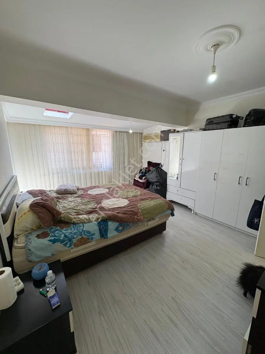 Kuşadası Merkezde,4+2.dogalgaz&klimalı.acil Satılık Villa. - Görsel 3