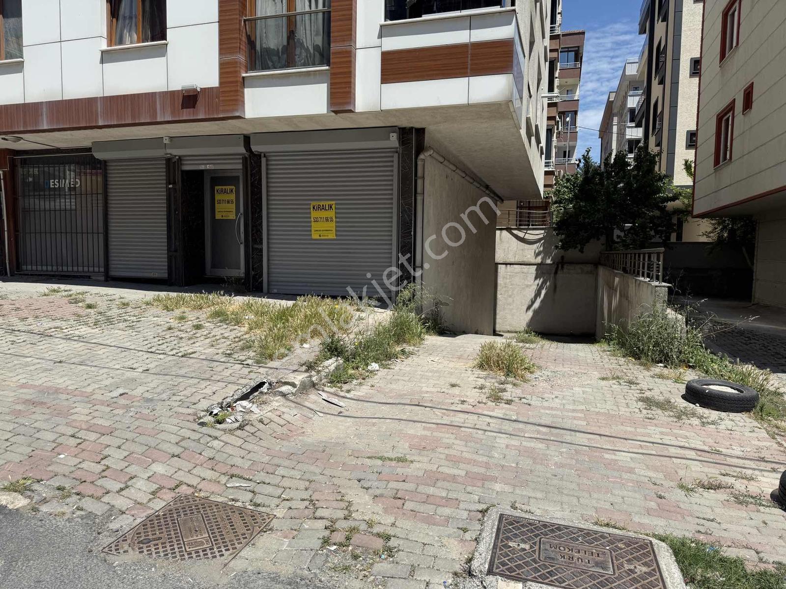 Beylikdüzü Kavaklıda Kiralık 75 M2 Düz Giriş Dükkan