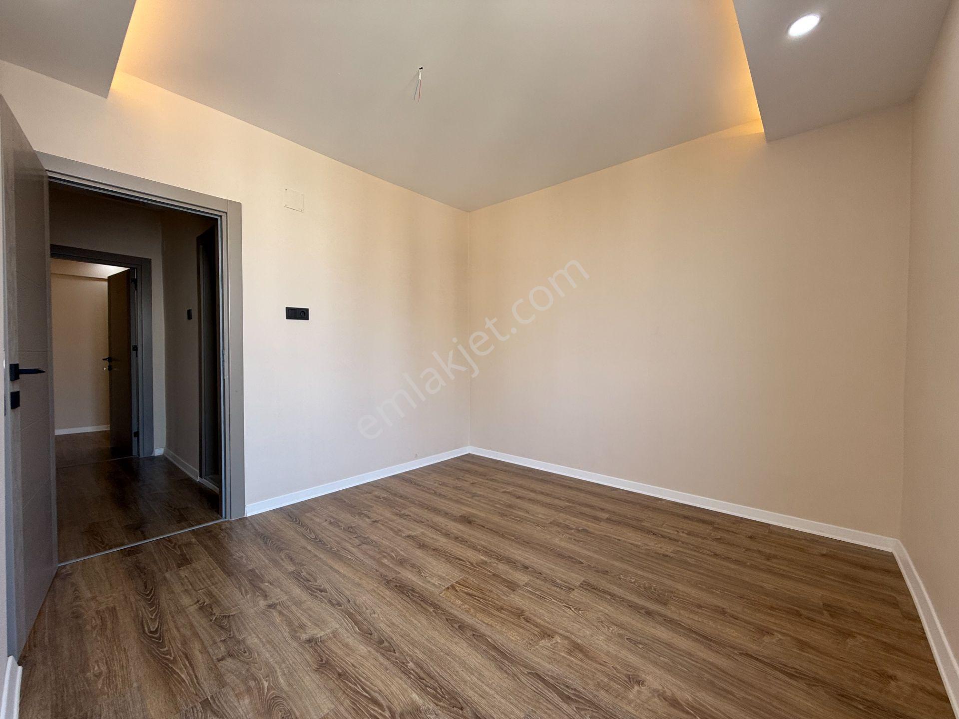 Toros Mah. Mavi Bulvarda. 3+1 150 M2 Full Yapılı Masrafsız Satılık Daire - Görsel 19