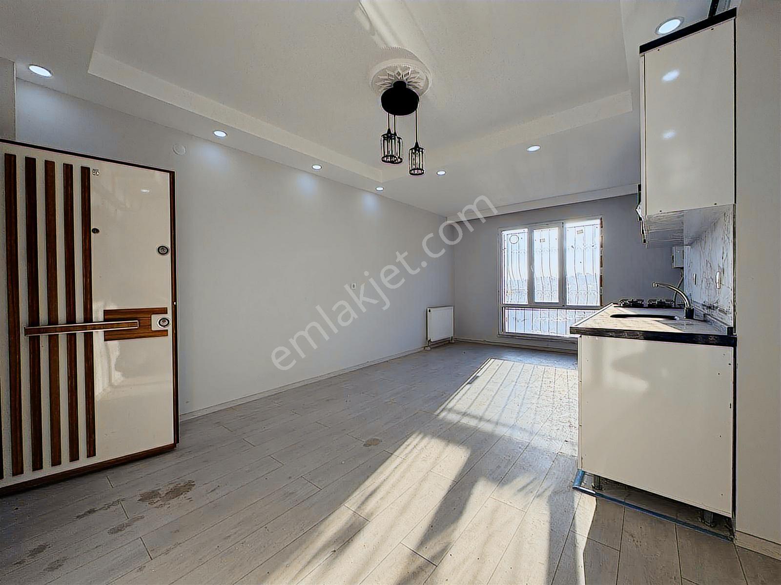 Aşkanlar Yapı'dan Kiralık 1+1 Sıfır Daire Ön Cephe Merkezi Konum - Görsel 5