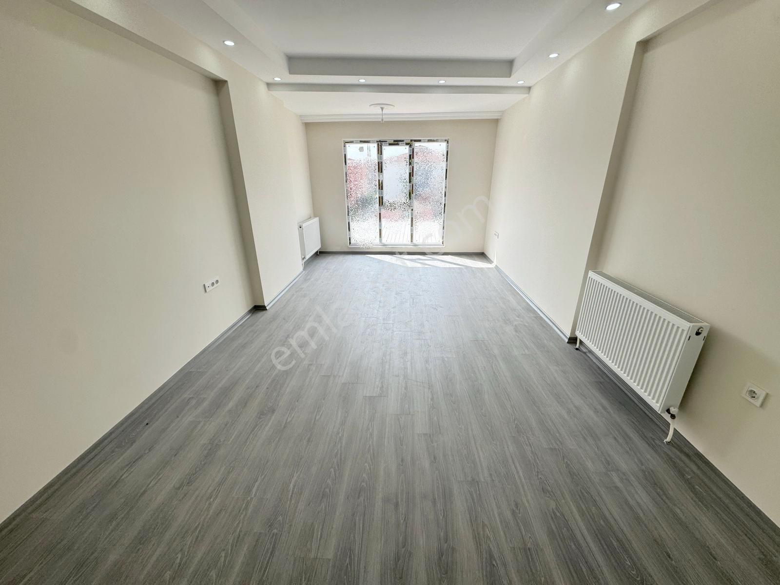 Aşkanlar Yapı'dan 3+1 Sıfır Daire Ön Cephe Ara Kat Merkezi Konum - Görsel 23