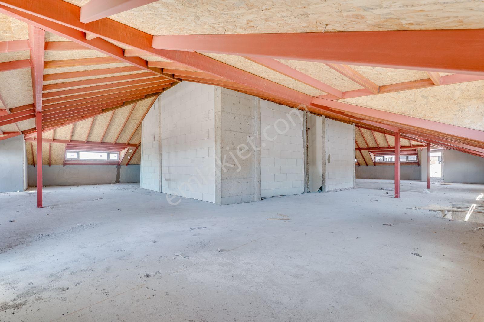 Çengelköy 'de Merkezi Konumda 4.500 M² Komple Kiralık Plaza - Görsel 22
