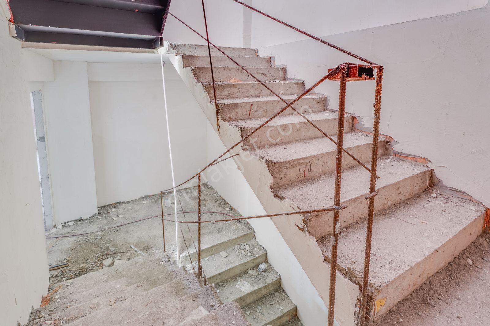 Çengelköy 'de Merkezi Konumda 4.500 M² Komple Kiralık Plaza - Görsel 20