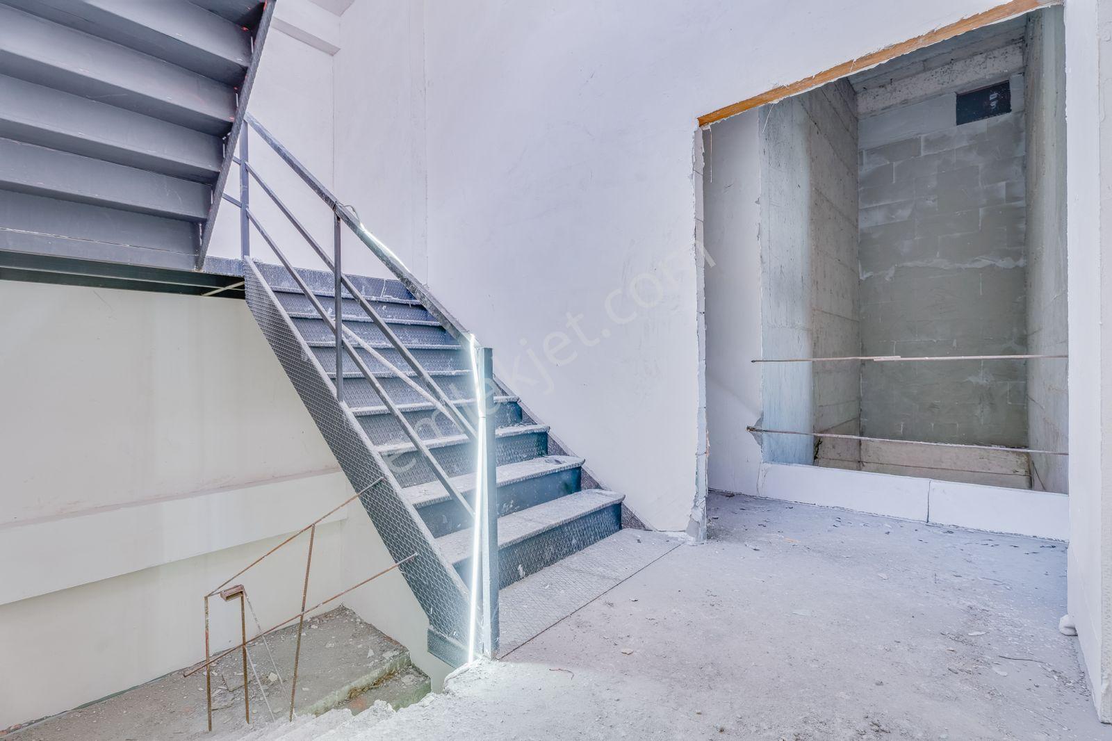 Çengelköy 'de Merkezi Konumda 4.500 M² Komple Kiralık Plaza - Görsel 23