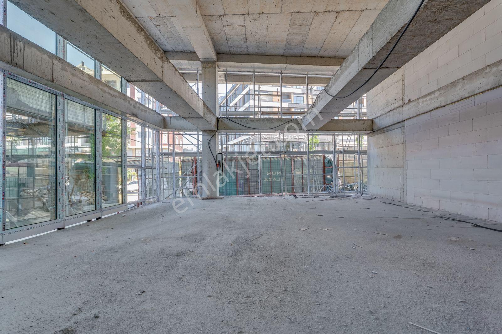 Çengelköy 'de Merkezi Konumda 4.500 M² Komple Kiralık Plaza - Görsel 7