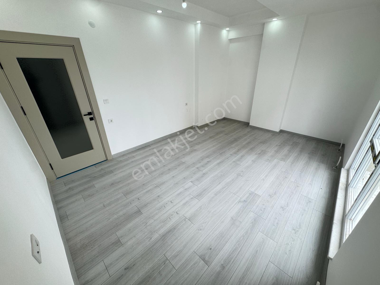 Aşkanlar Yapı'dan 2+1 Sıfır Daire Arakat Ön Cephe Merkezi Konum - Görsel 6