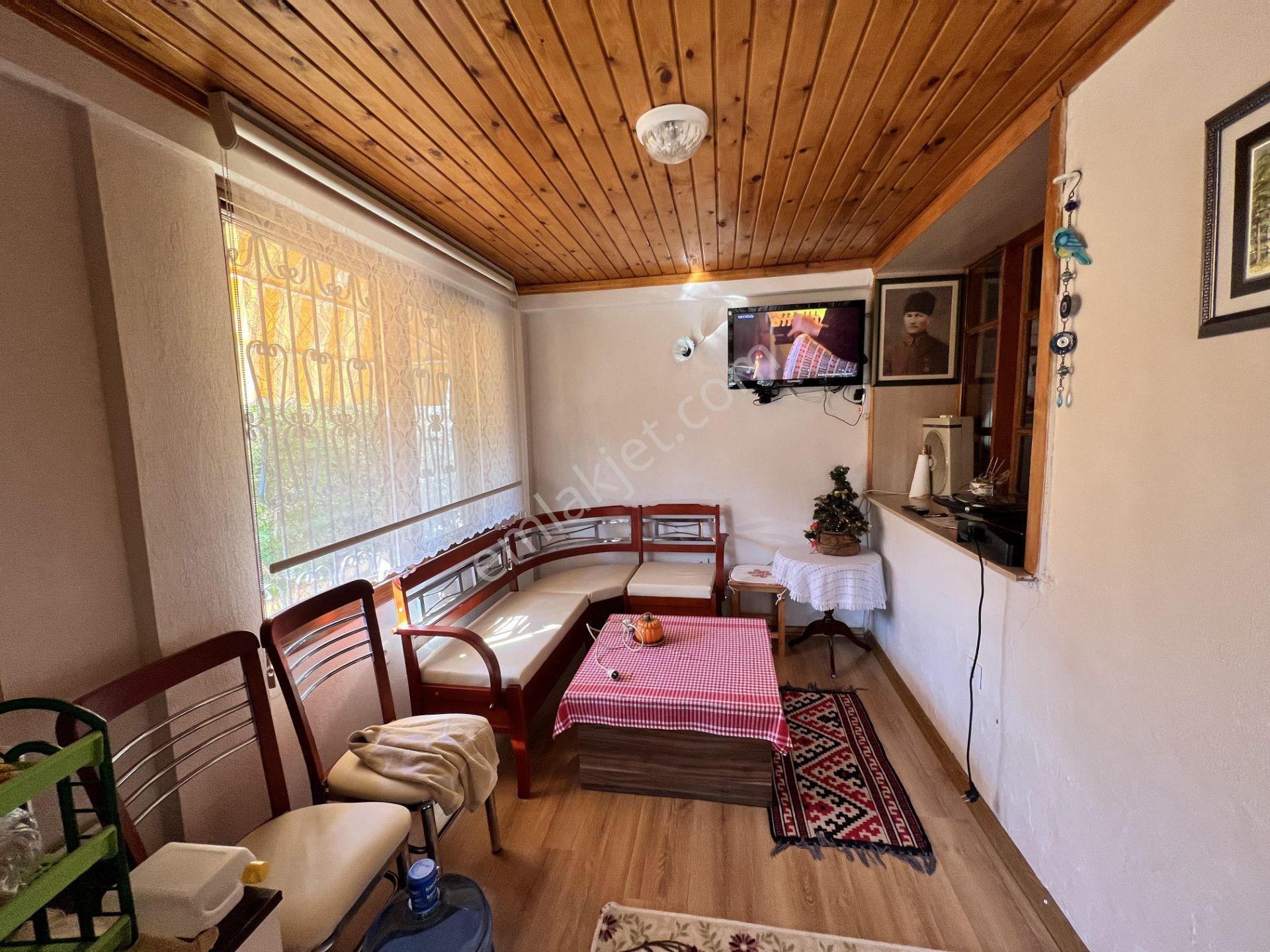 Balıkesir Ayvalık Camlık Ta Satılık Mustakil Ev.denize 90 Metre - Görsel 10