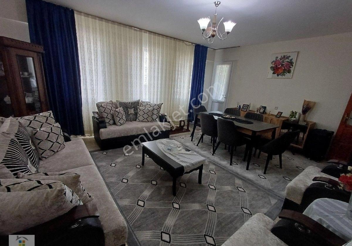 Parador Gayrimenkul'den 4+1 Geniş Daire - Görsel 12