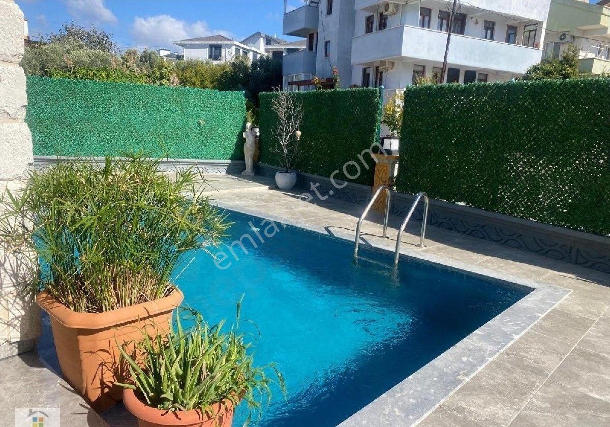 Parador Gayrimenkul'den Tam Müstakil Havuzlu Eşyalı Lüx Villa - Görsel 17