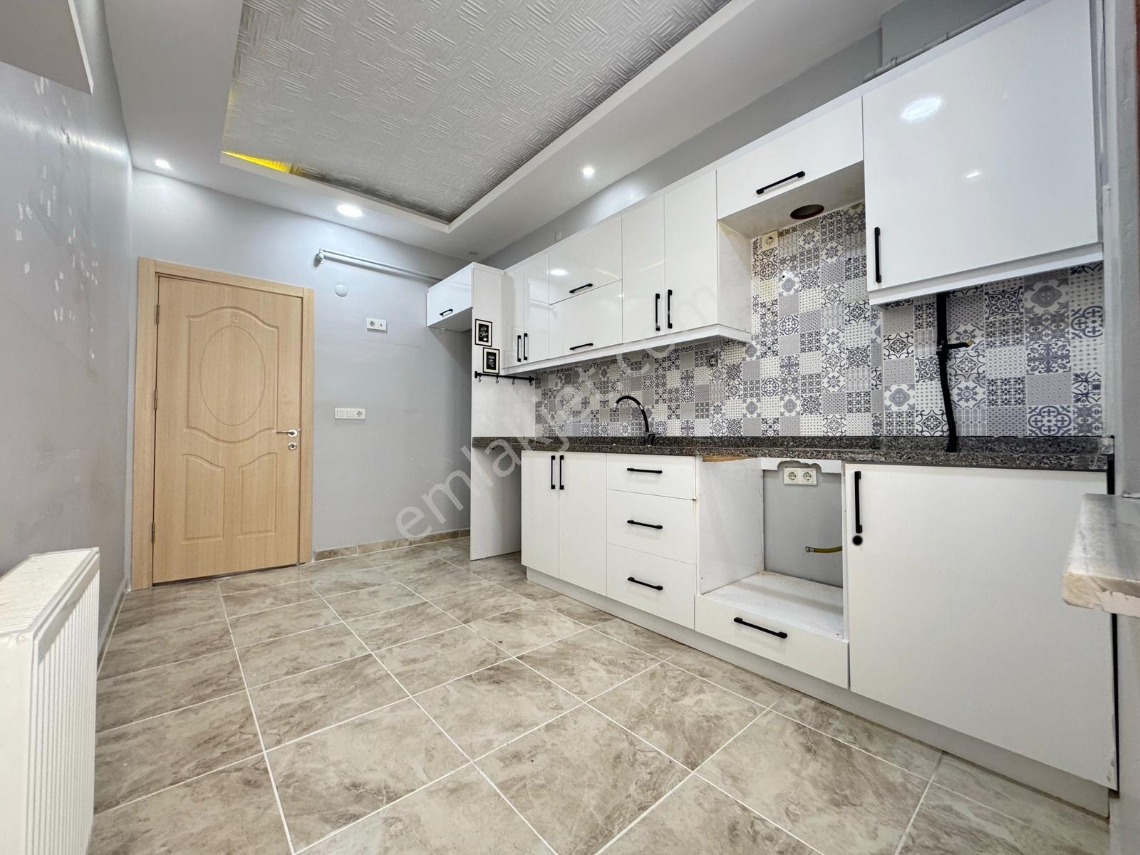 Aşkanlar Yapı'dan 3+1 Lüks Daire Ön Cephe Ara Kat Köşe Başı - Görsel 35