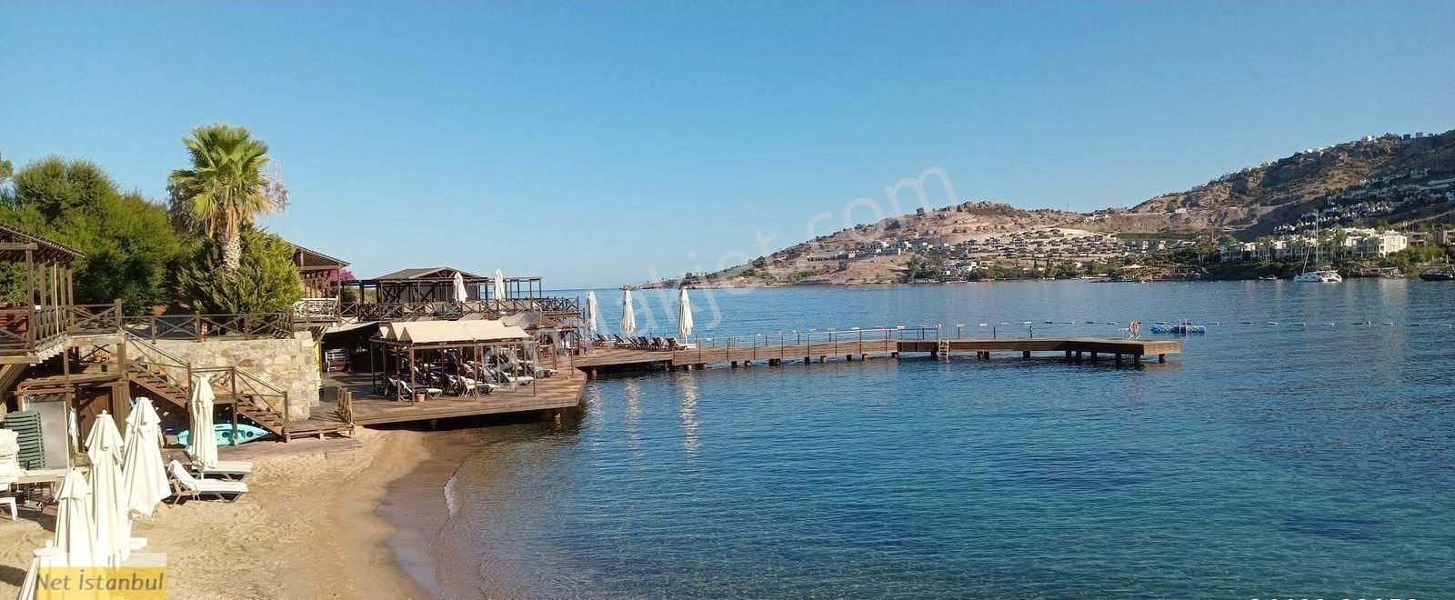 Yalıkavak Cennetköy'de Denize Sıfır Kum Plajlı 4+1 Satılık Villa - Görsel 25