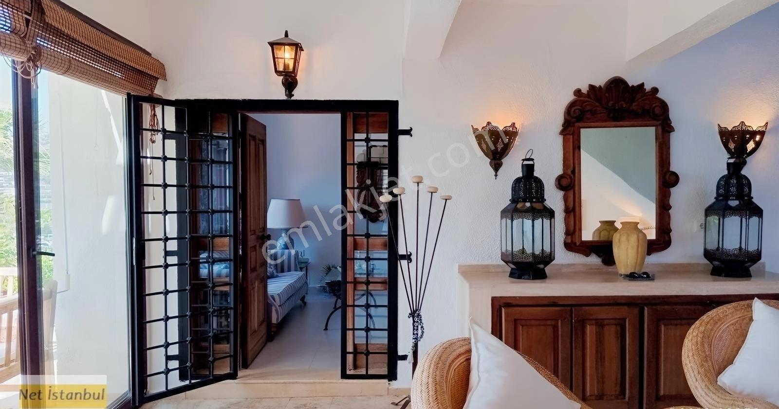 Yalıkavak Cennetköy'de Denize Sıfır Kum Plajlı 4+1 Satılık Villa - Görsel 17