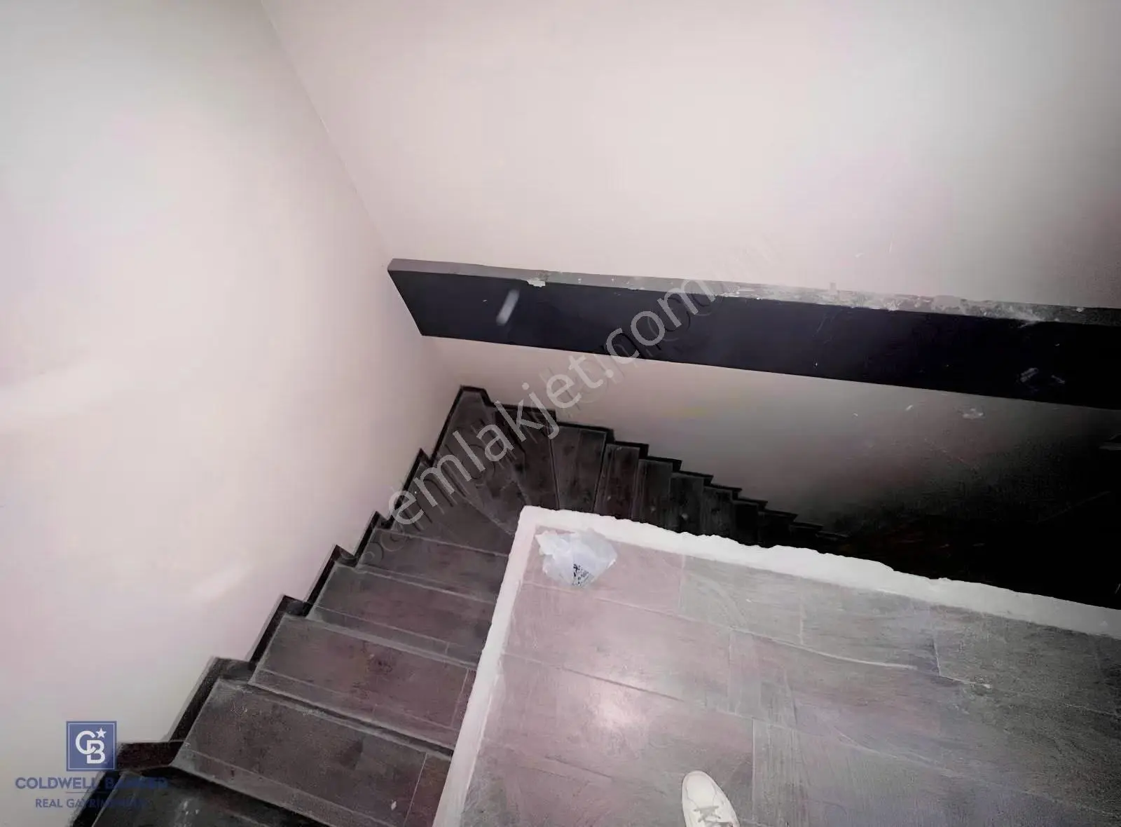 Esenyurt Nazım Hikmet Blv. Devren Kiralık Pizza Dükkanı - Görsel 11