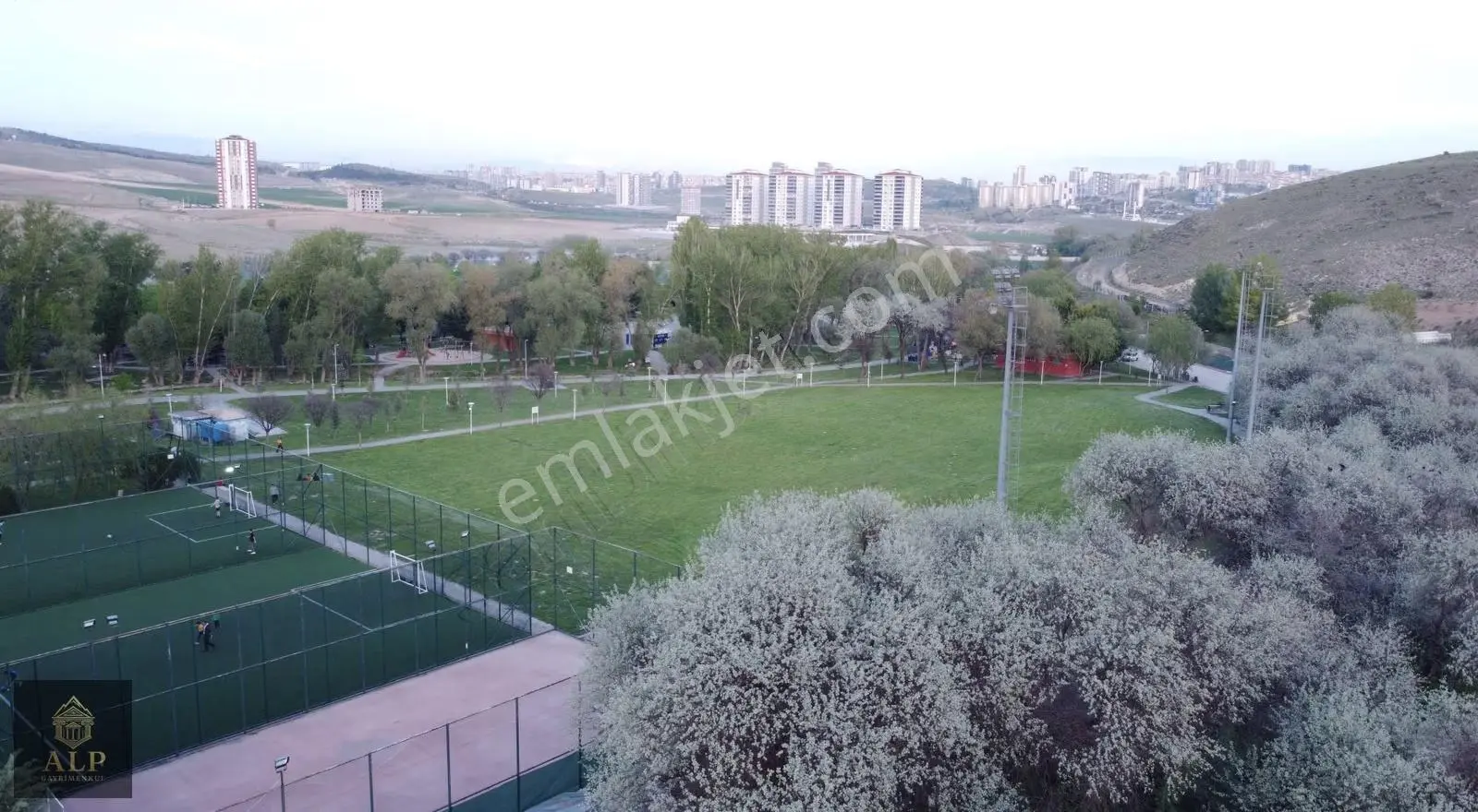 Alp Gayrimenkul'den Yakacık Mesire Alanı Yanında 300 M2 Arsa - Görsel 4