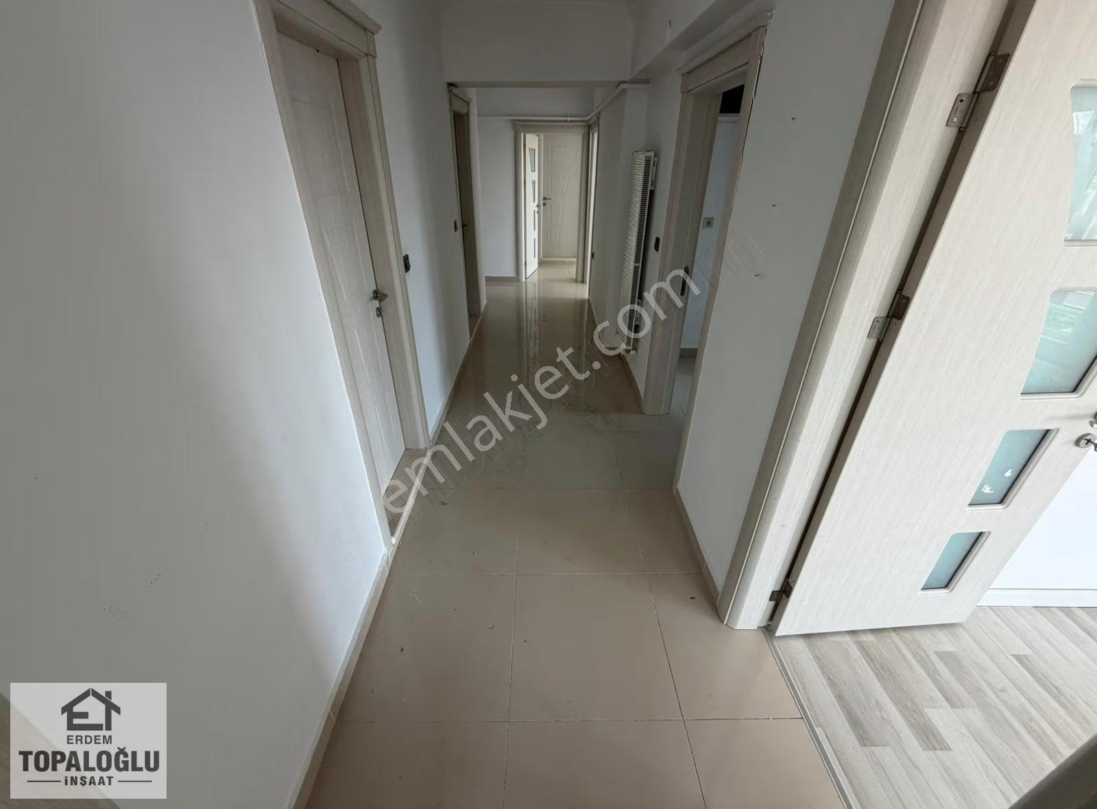 Karasu Merkezde *müstakil Garajlı*güvenlikli Sitede 3+1 Daire - Görsel 27