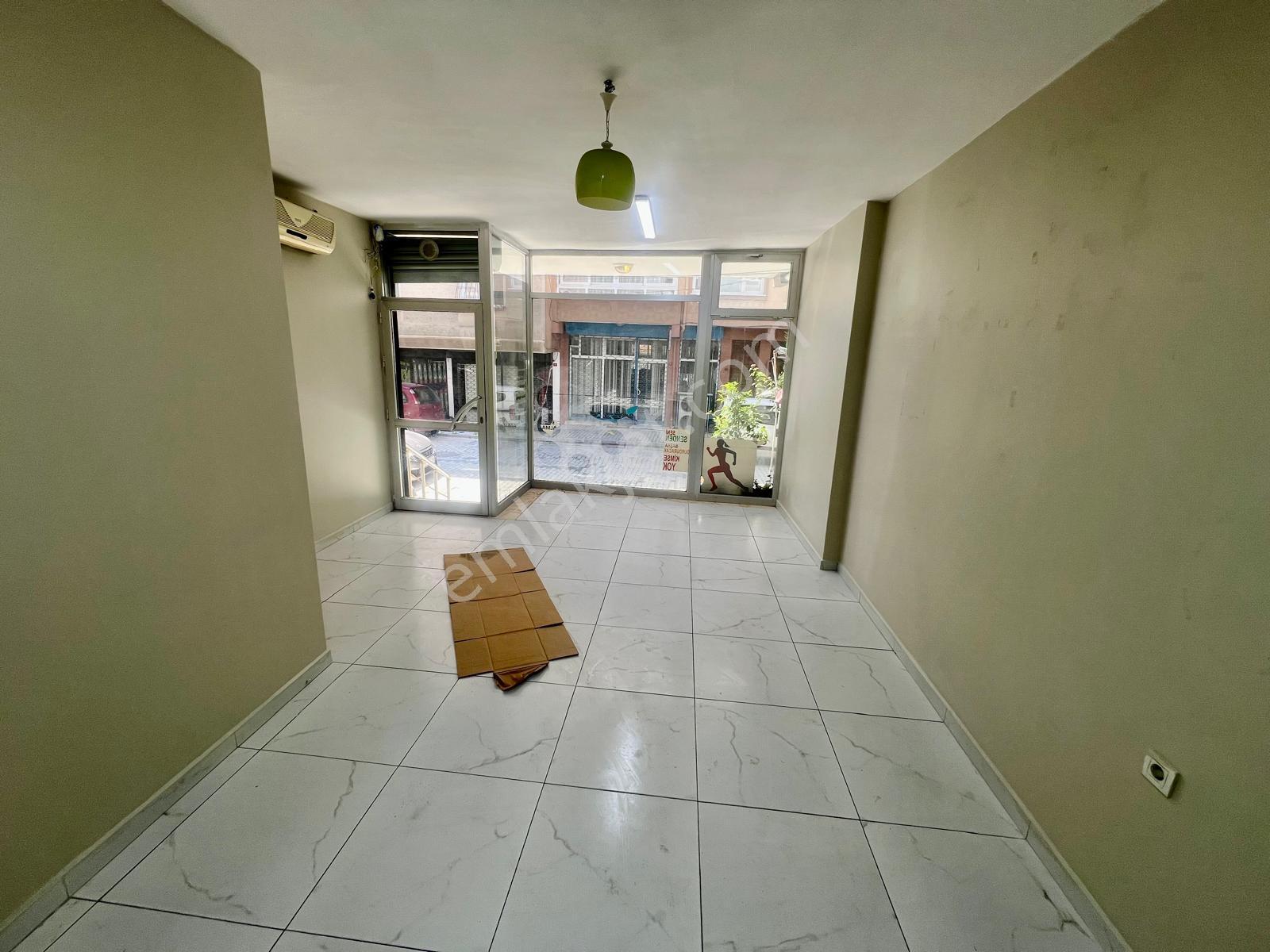 Seba'dan Sefaköy Merkez'de Mutfaklı Wc'li Kiralık Dükkan 25m2 - Görsel 4