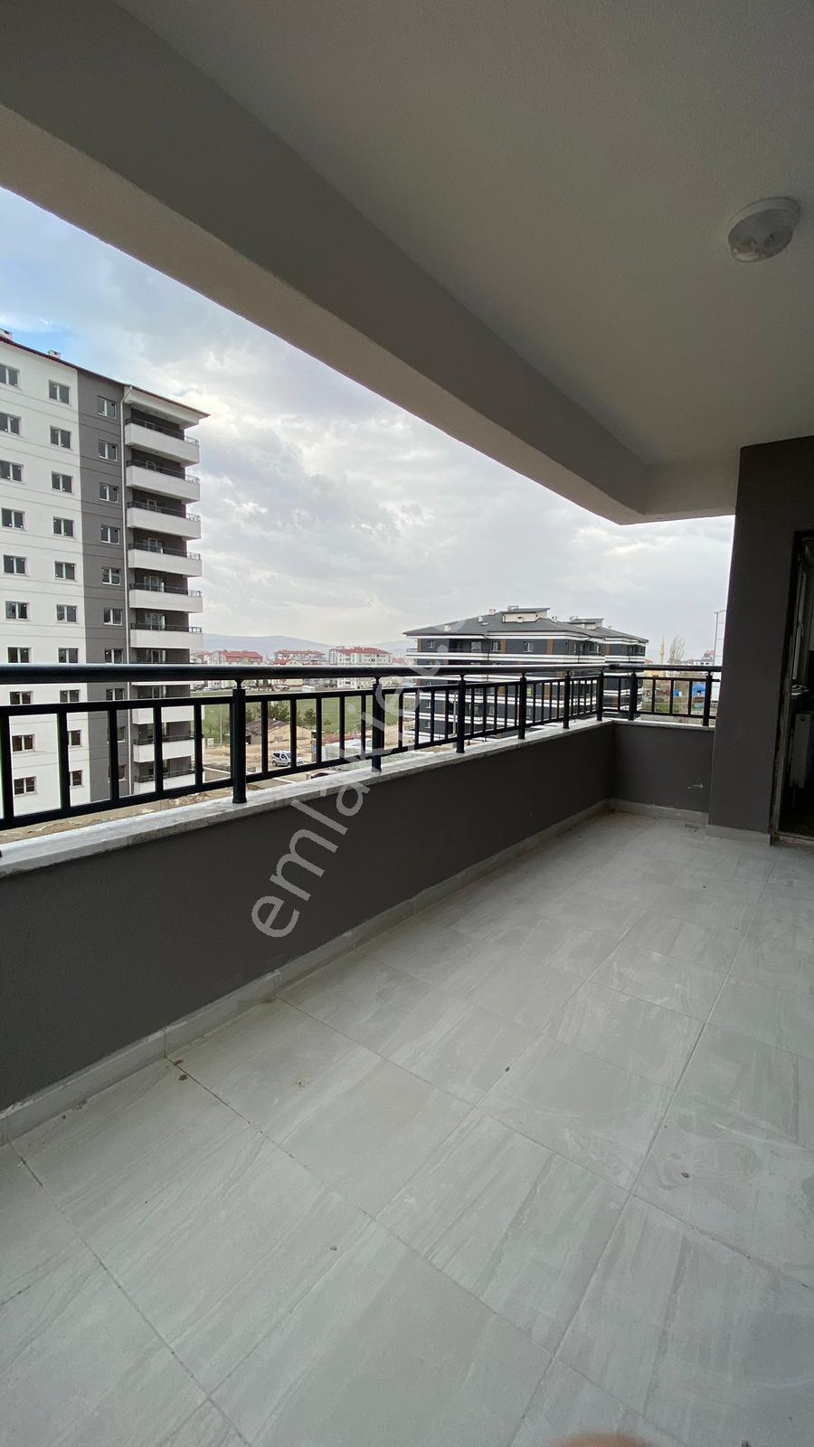 Sivas Merkez Kılavuz Mah. 3+1 Satılık Daireler - Görsel 16