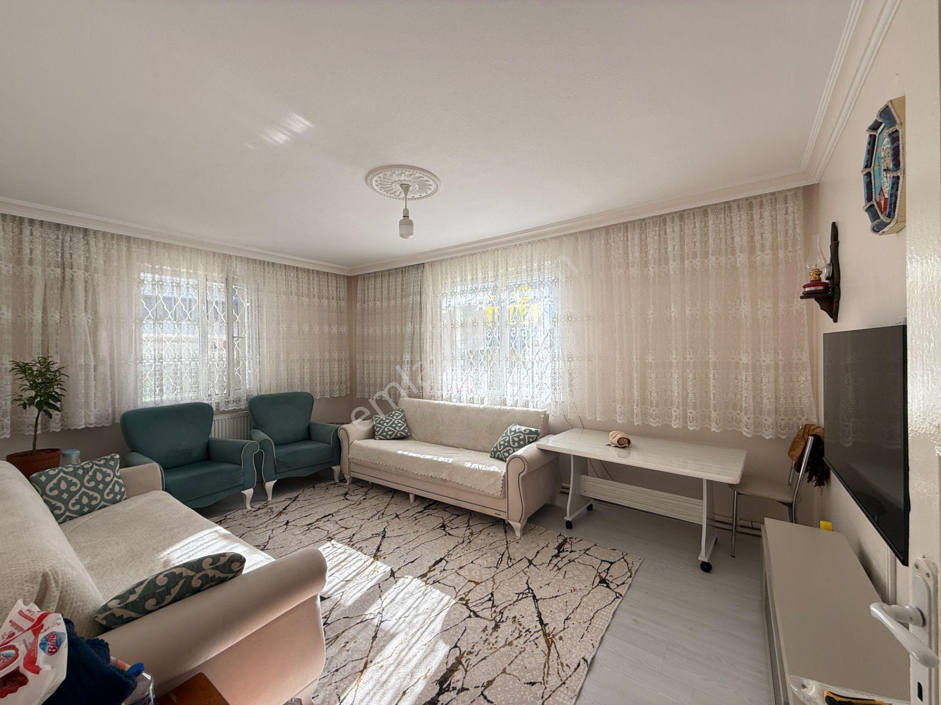 Mimar Sinanda Satılık 2+1 Düz Giriş Bakımlı Daire - Görsel 17