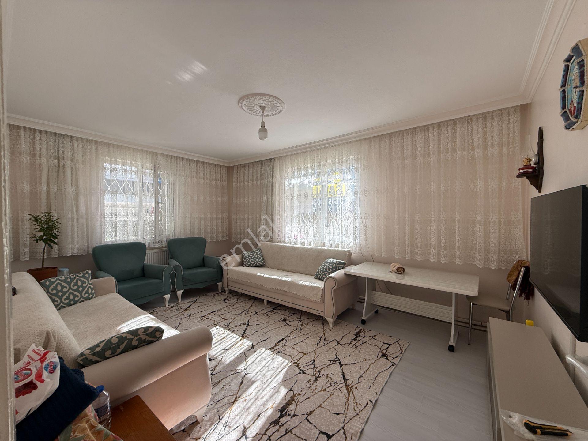 Mimar Sinanda Satılık 2+1 Düz Giriş Bakımlı Daire - Görsel 15