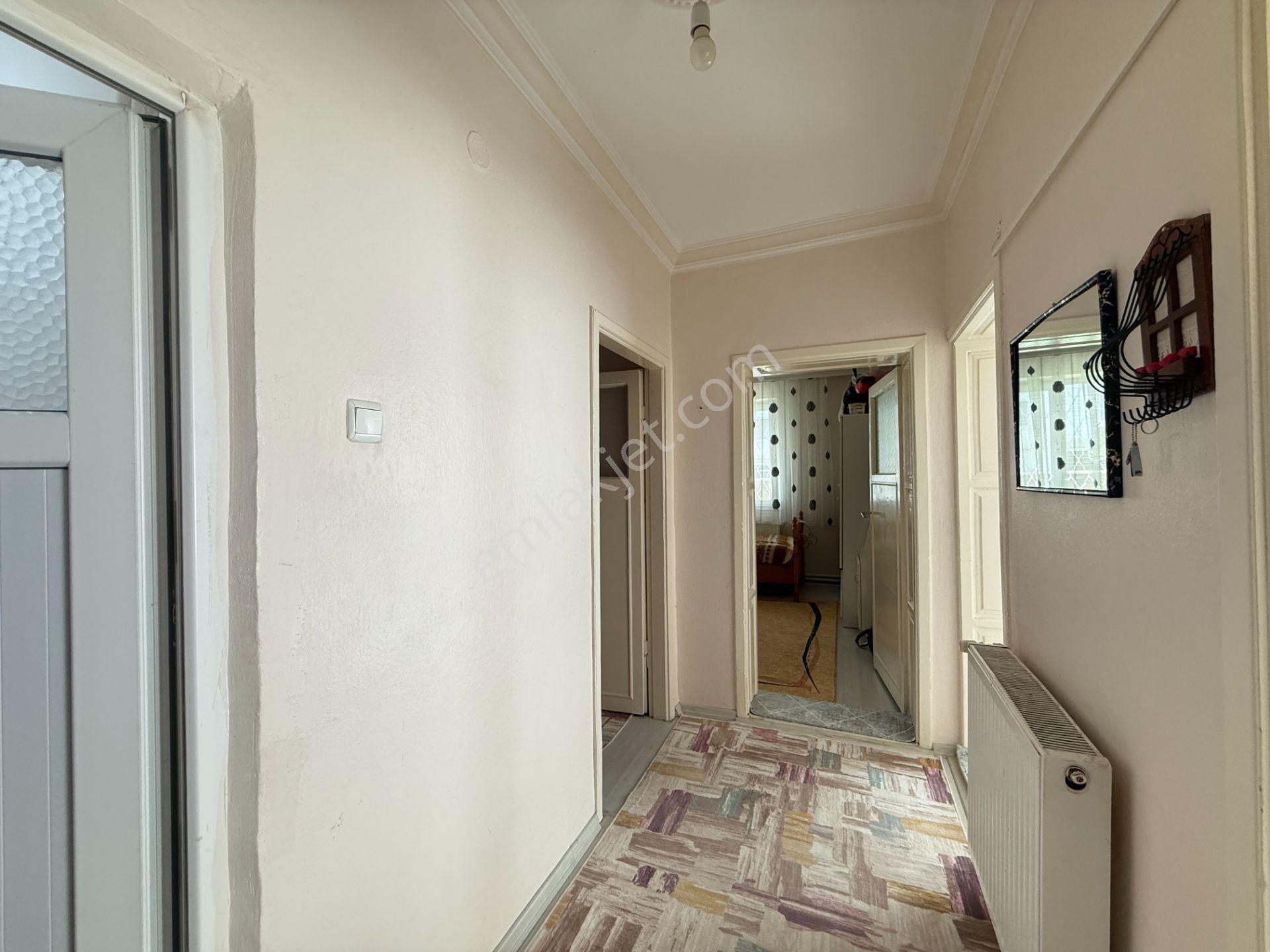 Mimar Sinanda Satılık 2+1 Düz Giriş Bakımlı Daire - Görsel 6