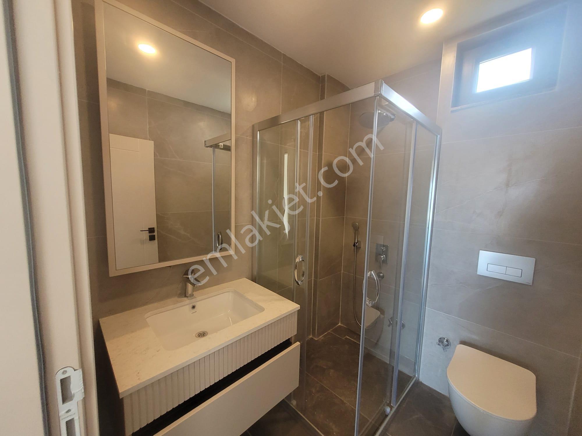 Altıntaş'ta 2+1, Havuzlu Site, Kapalı Otoparklı Kiralık Daire - Görsel 11
