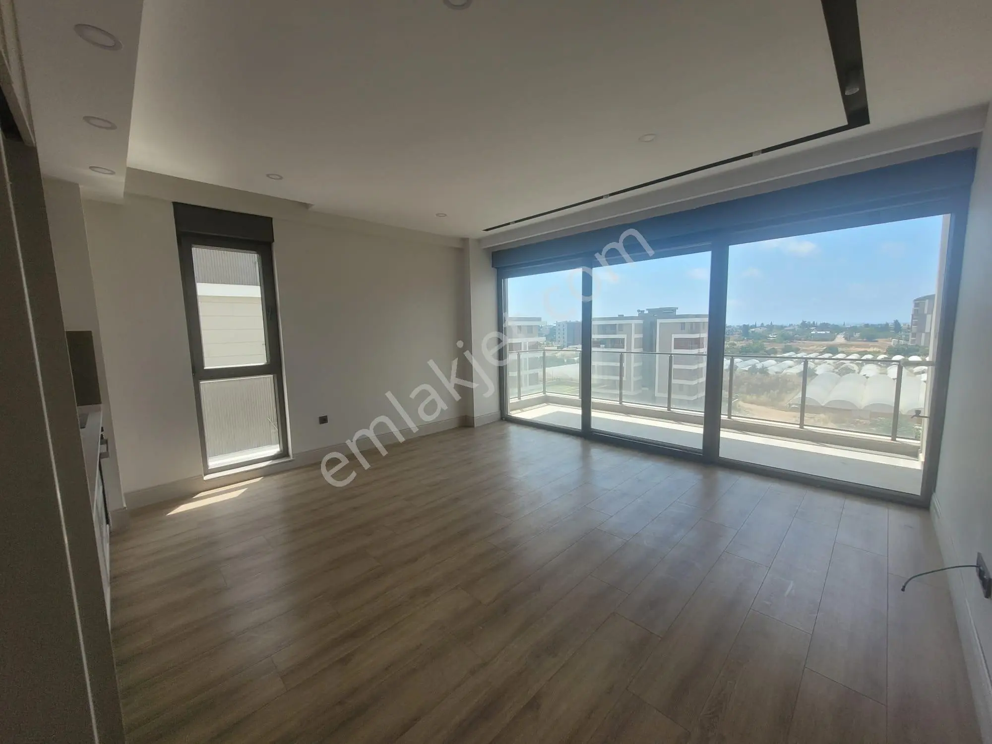 Altıntaş'ta 2+1, Havuzlu Site, Kapalı Otoparklı Kiralık Daire - Görsel 4