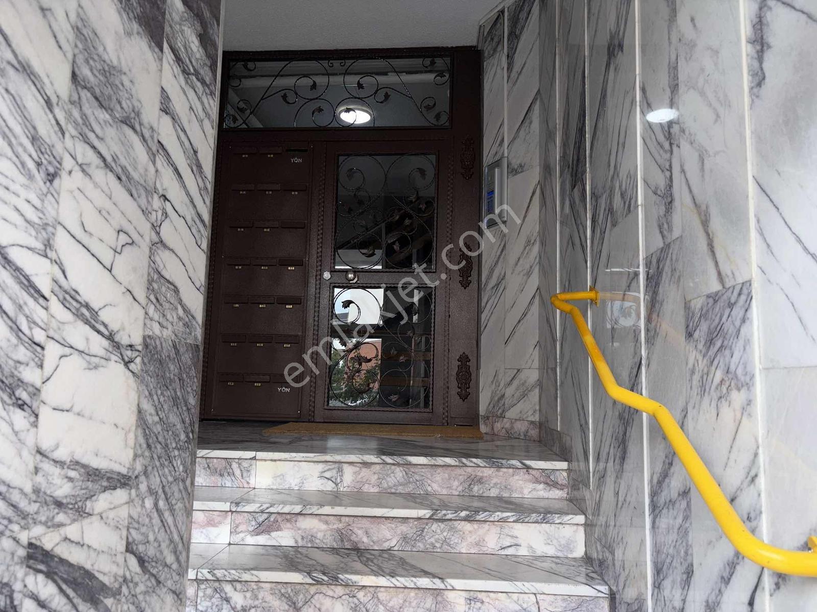 Emakstan / Dikmen Yıldızı Sok./iyi Lokasyonda/3+1 Kiralık - Görsel 28