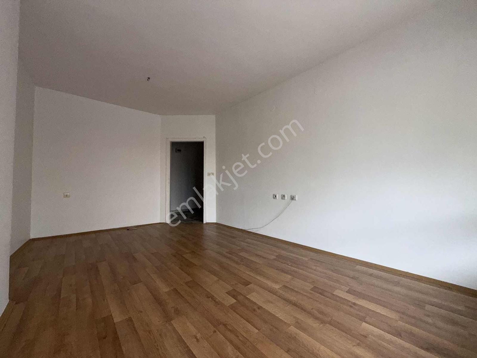 Emakstan / Dikmen Yıldızı Sok./iyi Lokasyonda/3+1 Kiralık - Görsel 8